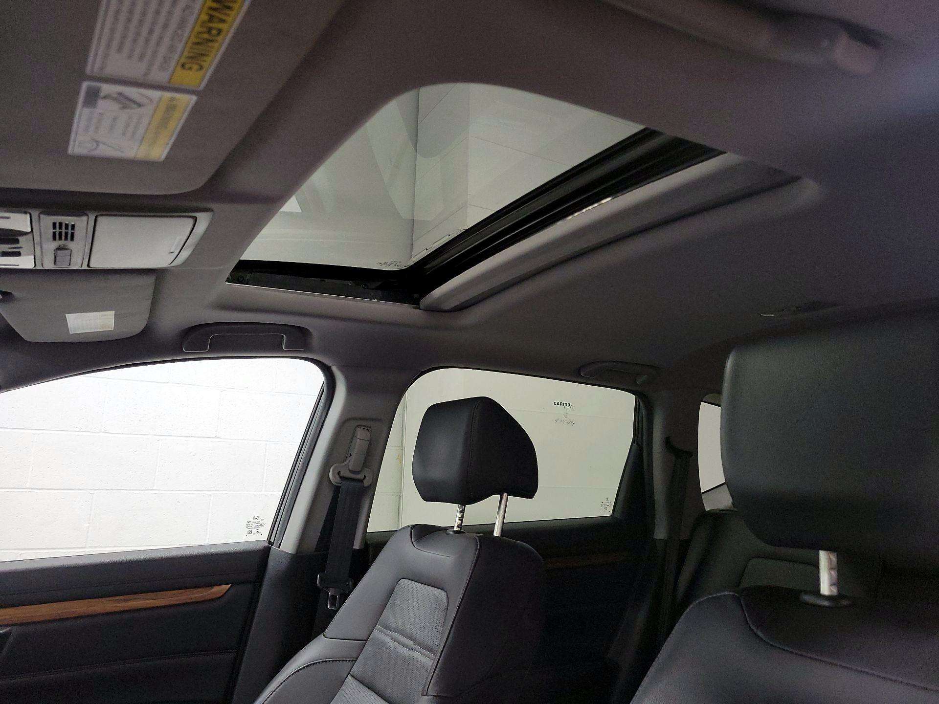 Thumbnail: 2018 Honda CR-V - 17