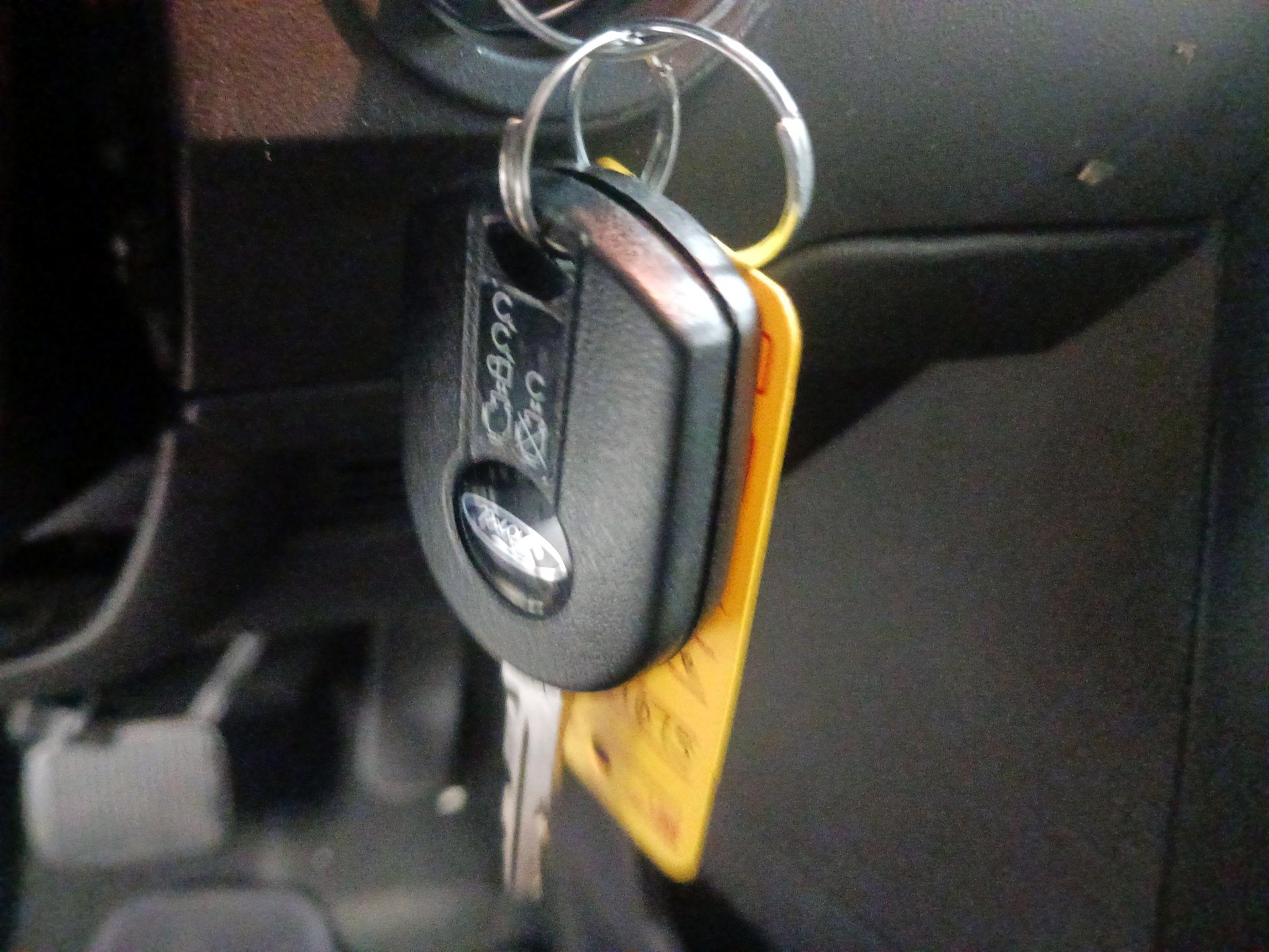 Thumbnail: 2014 Ford Flex - 18