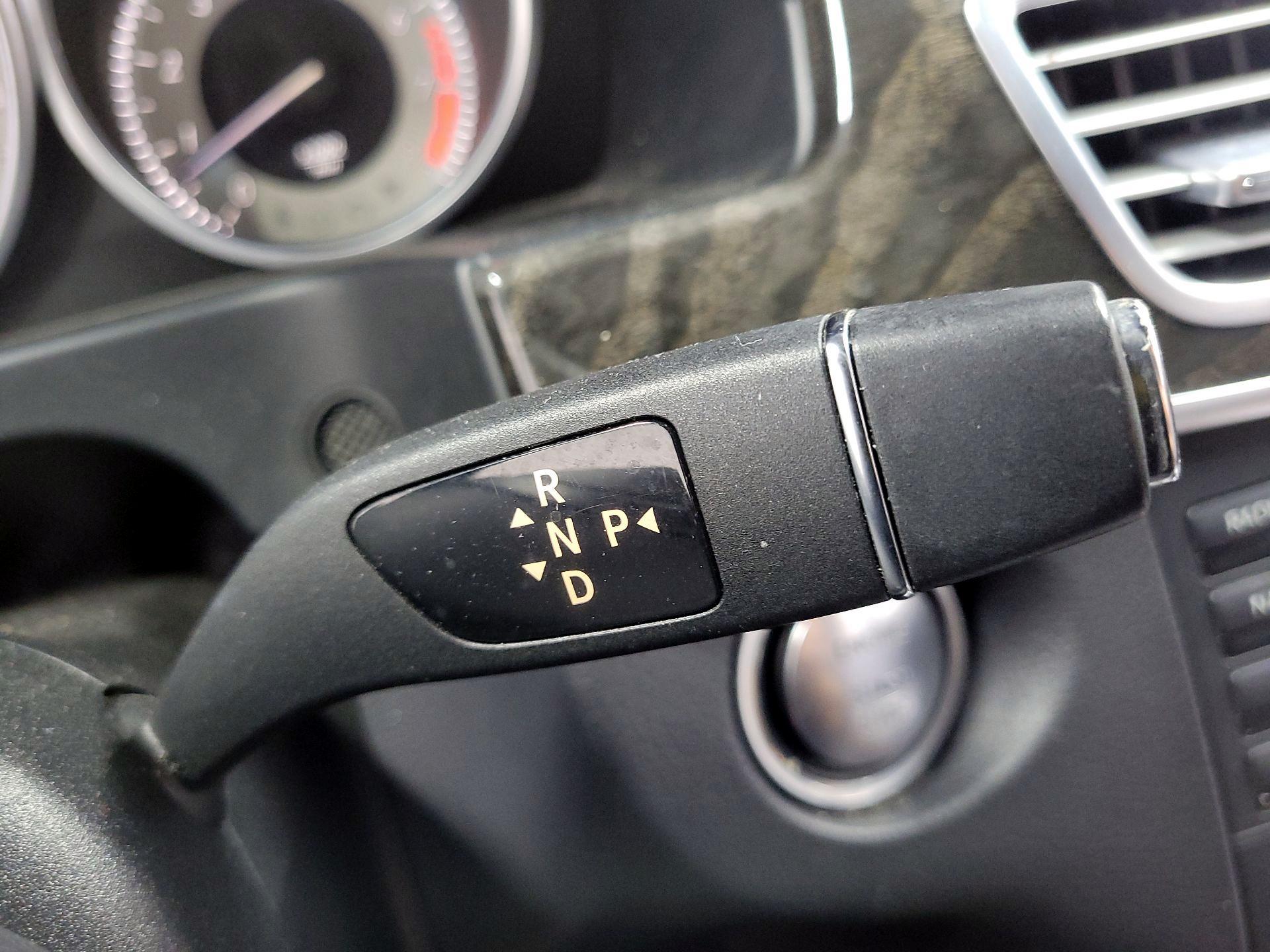 Thumbnail: 2015 Mercedes-Benz E-Class - 15