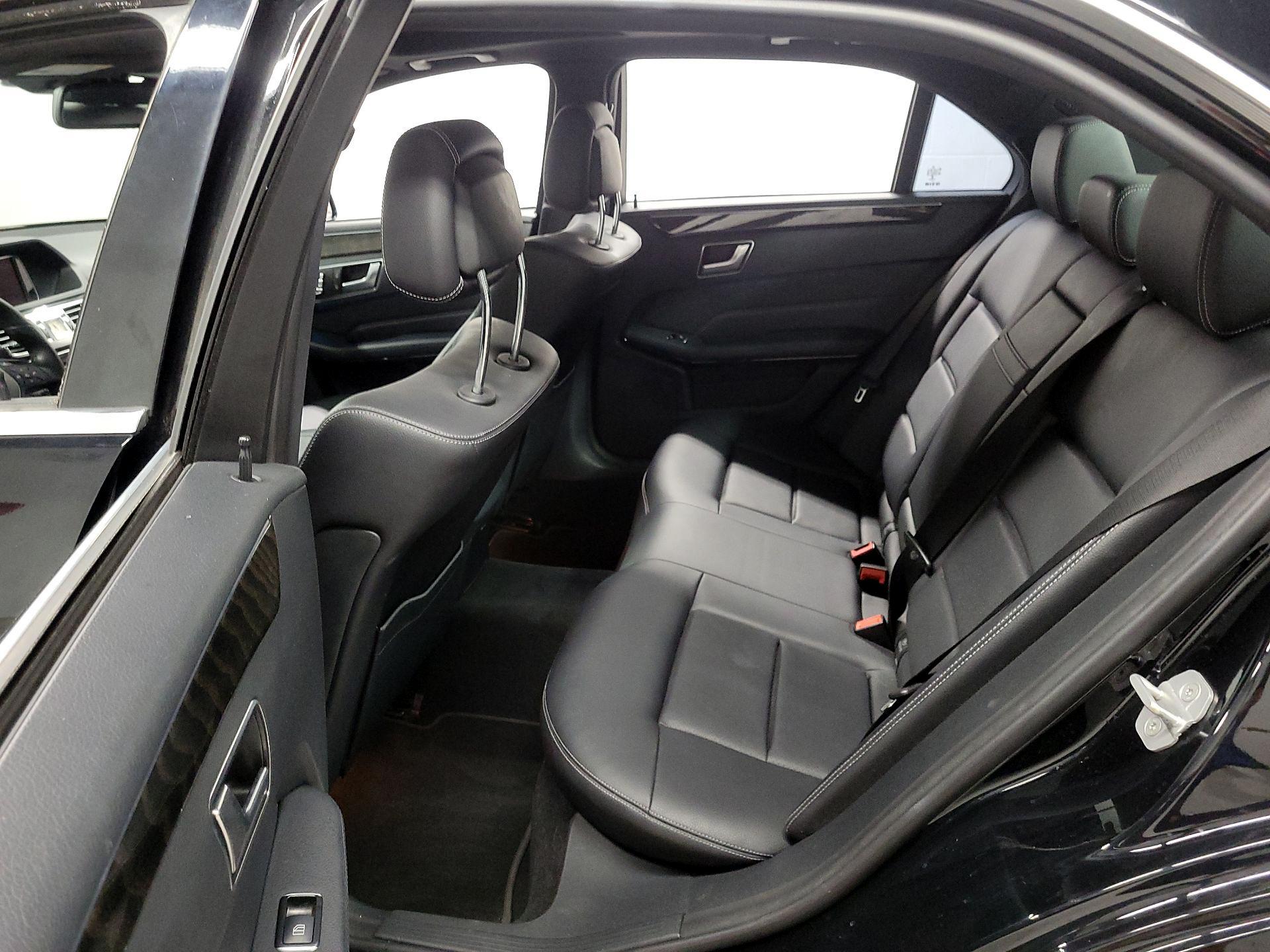 Thumbnail: 2015 Mercedes-Benz E-Class - 17