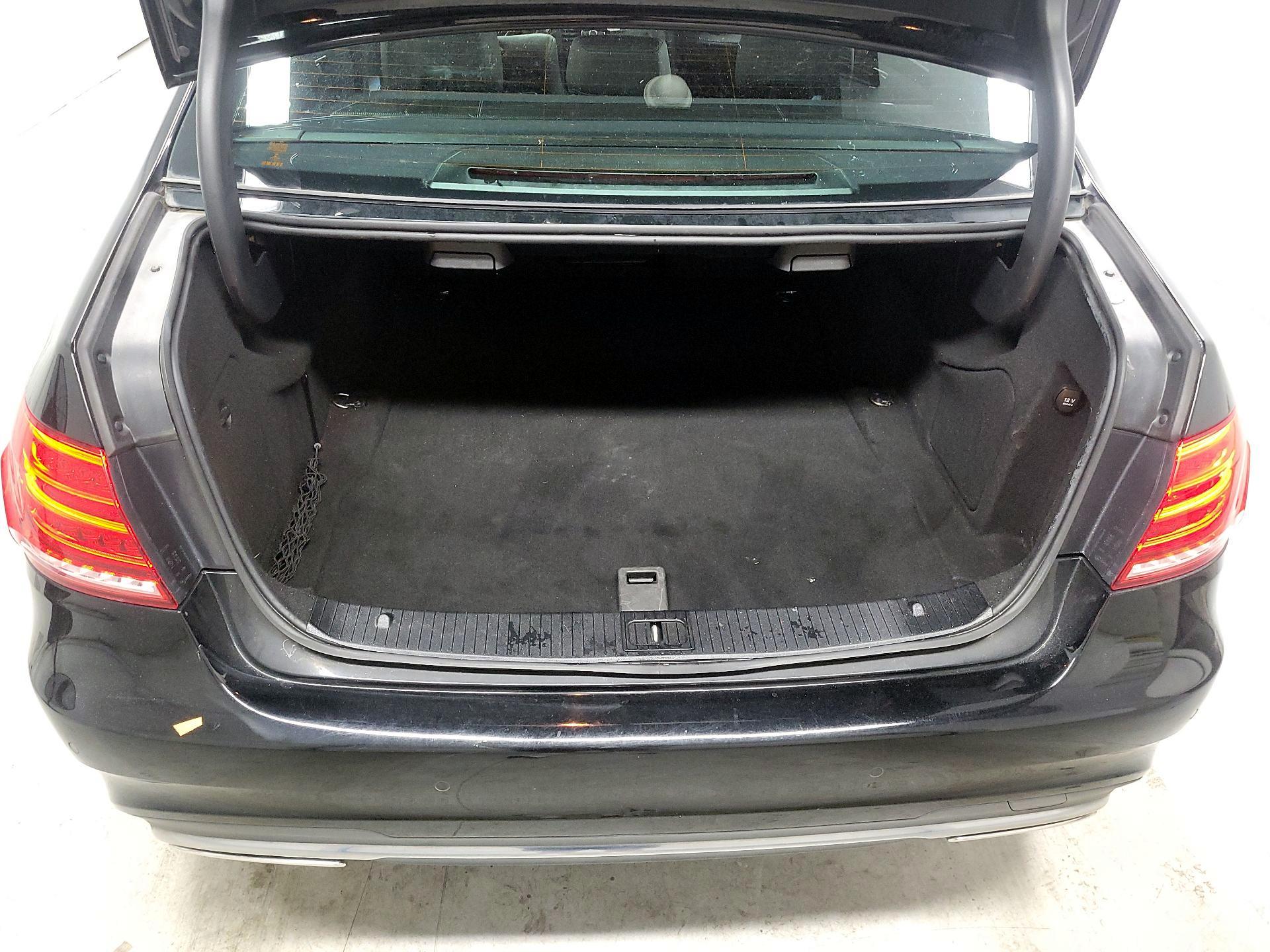 Thumbnail: 2015 Mercedes-Benz E-Class - 18