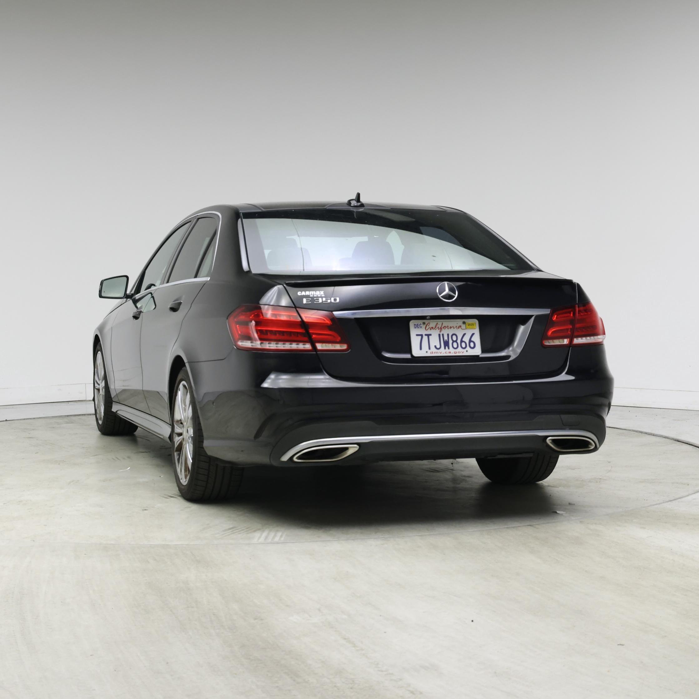 Thumbnail: 2015 Mercedes-Benz E-Class - 6