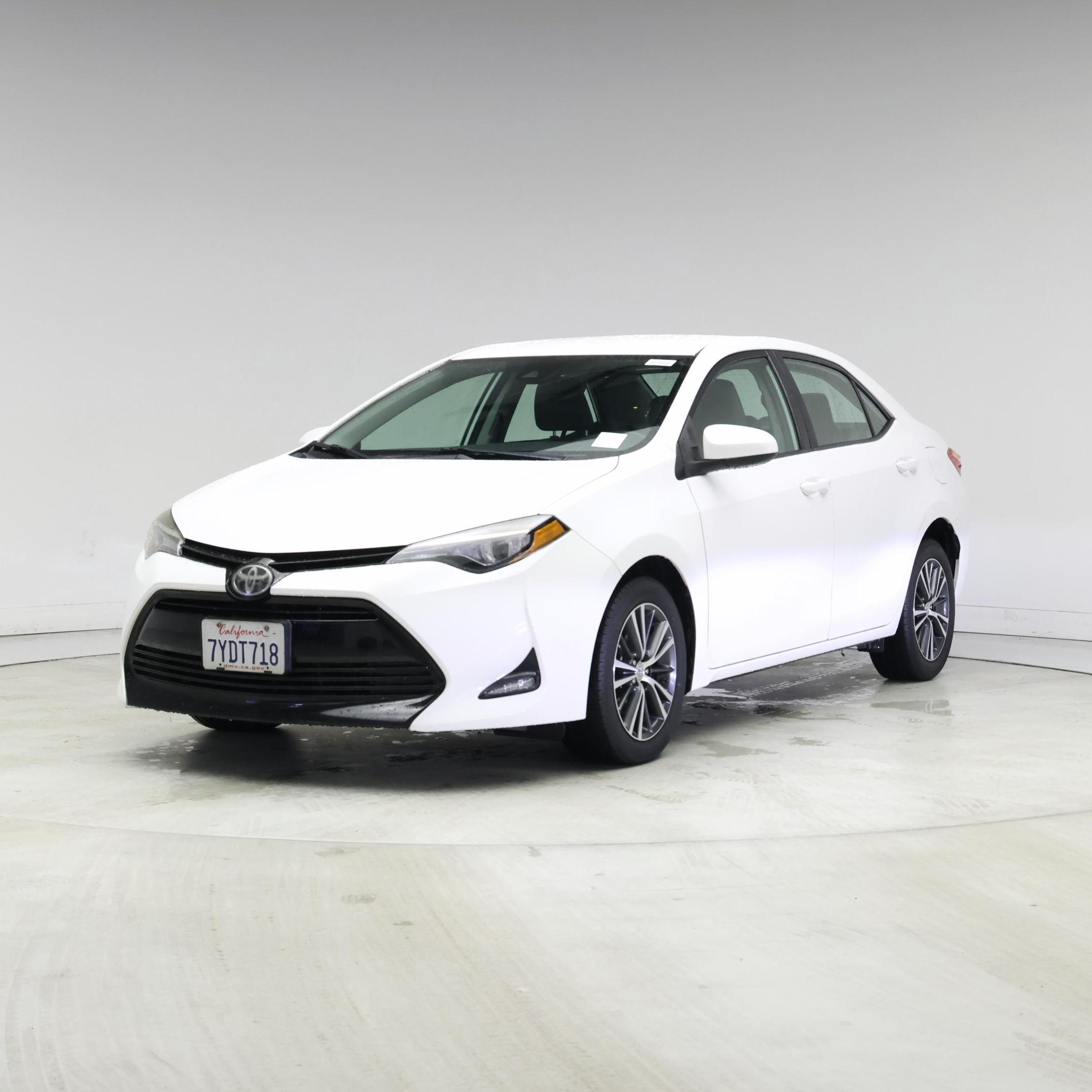 Thumbnail: 2017 Toyota Corolla - 4
