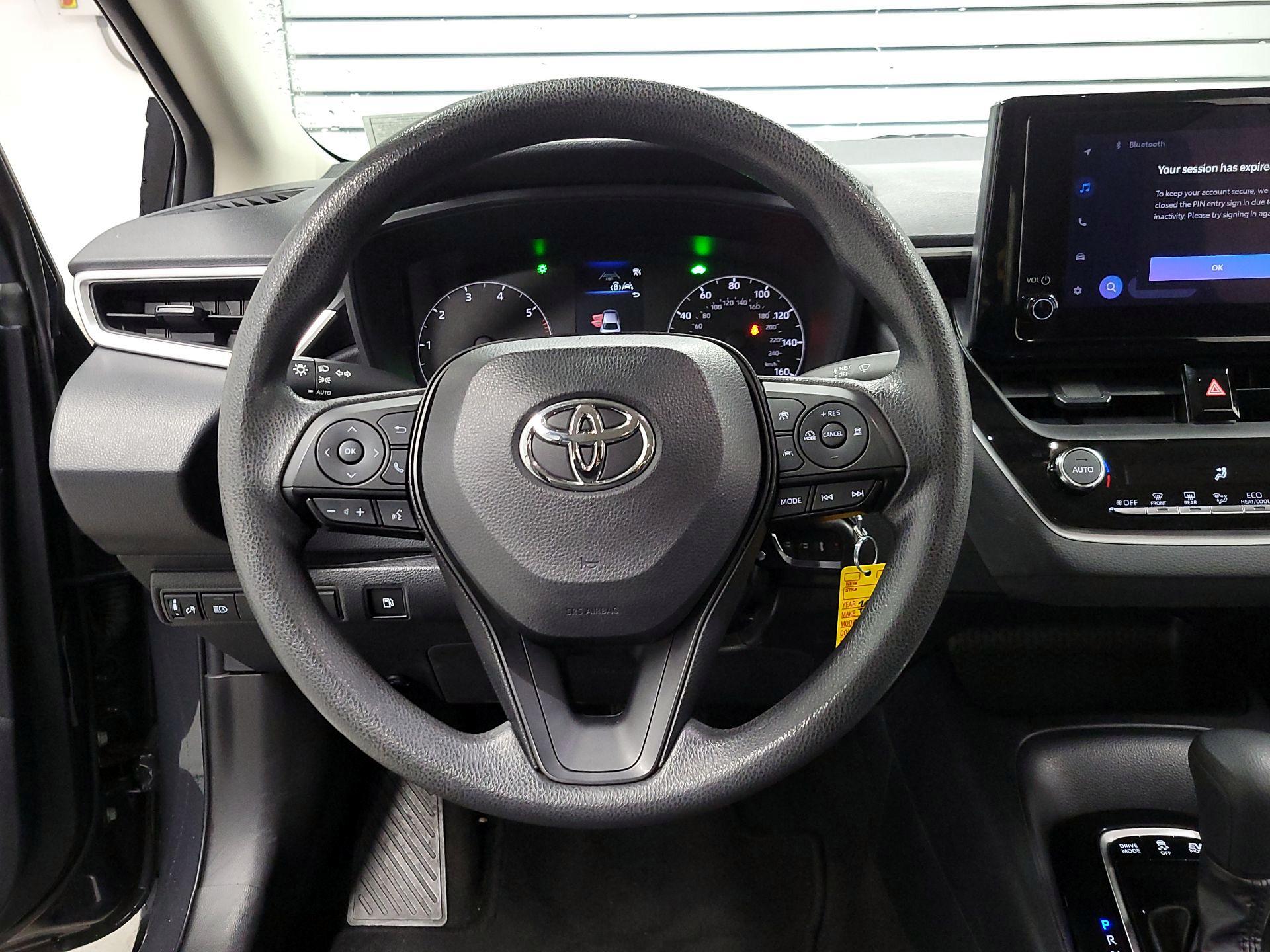 Thumbnail: 2023 Toyota Corolla - 10