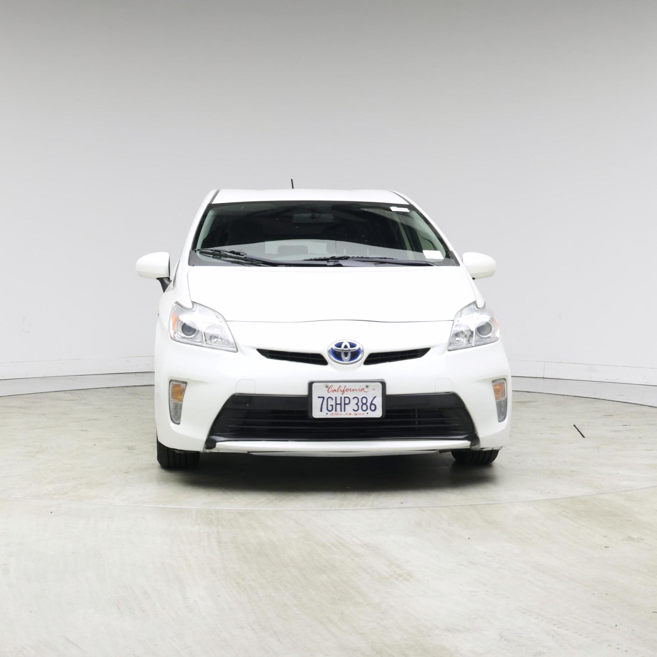 Thumbnail: 2014 Toyota Prius - 5