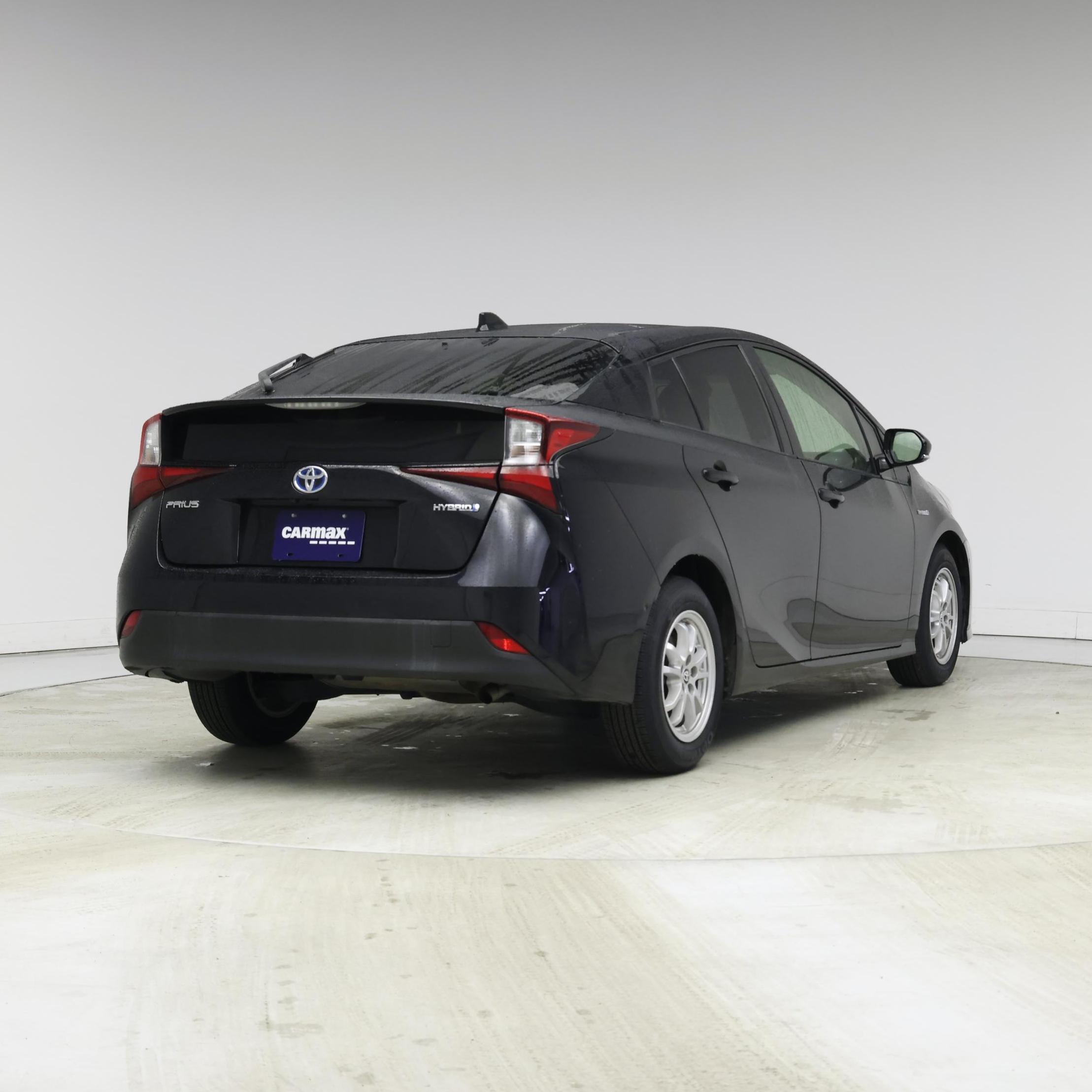 Thumbnail: 2020 Toyota Prius - 8