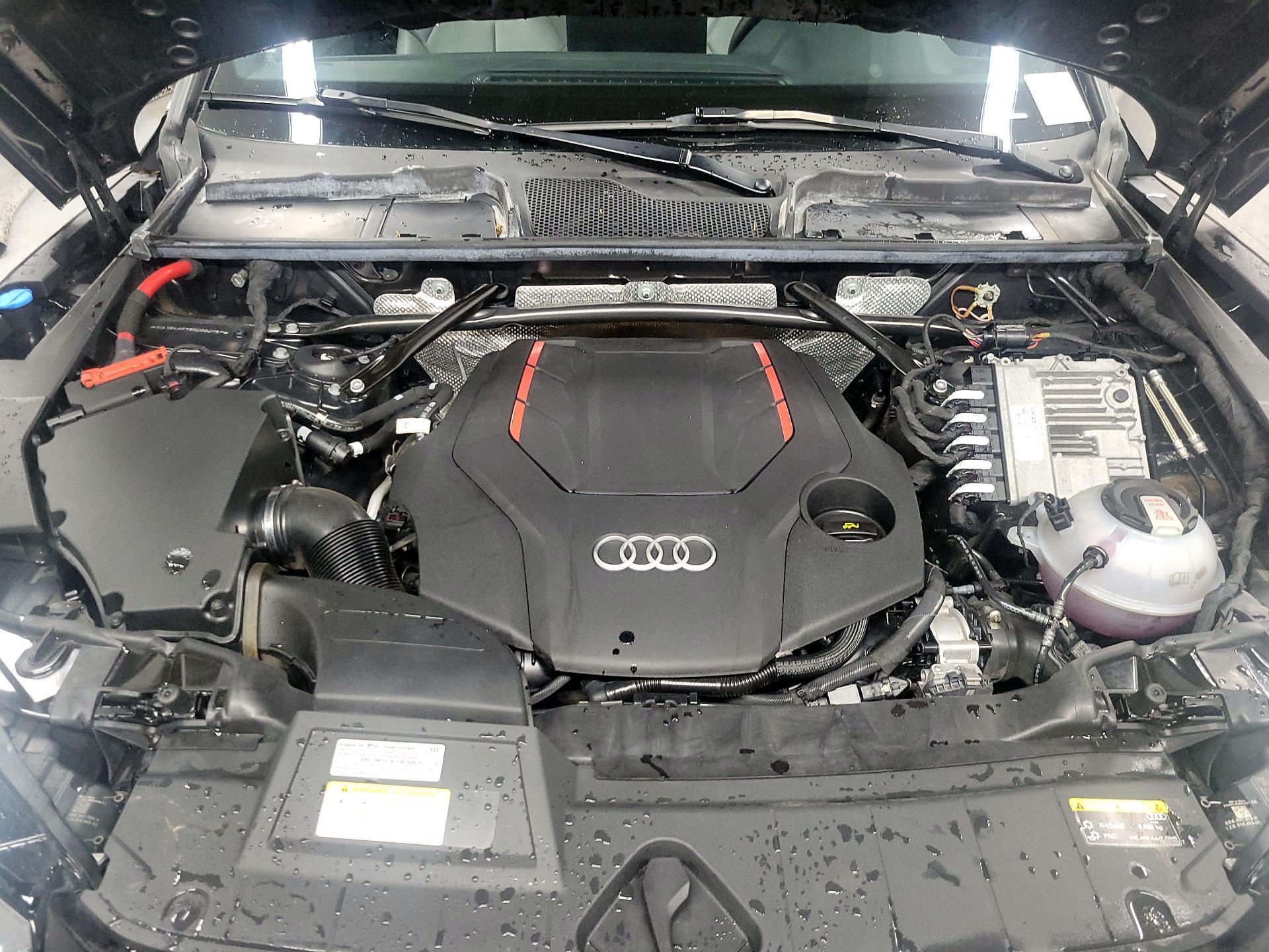 Thumbnail: 2022 Audi SQ5 - 18