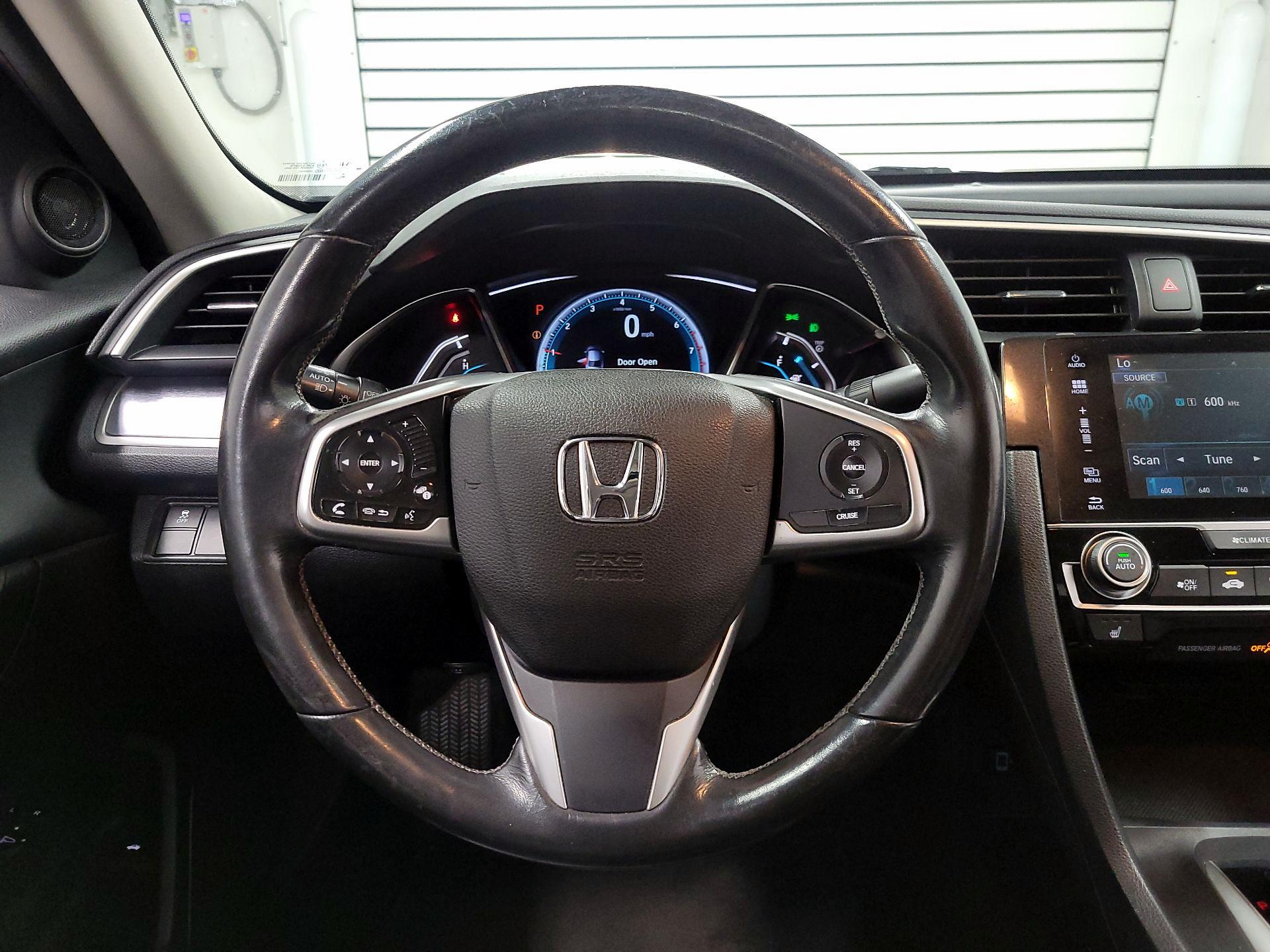 Thumbnail: 2016 Honda Civic - 10