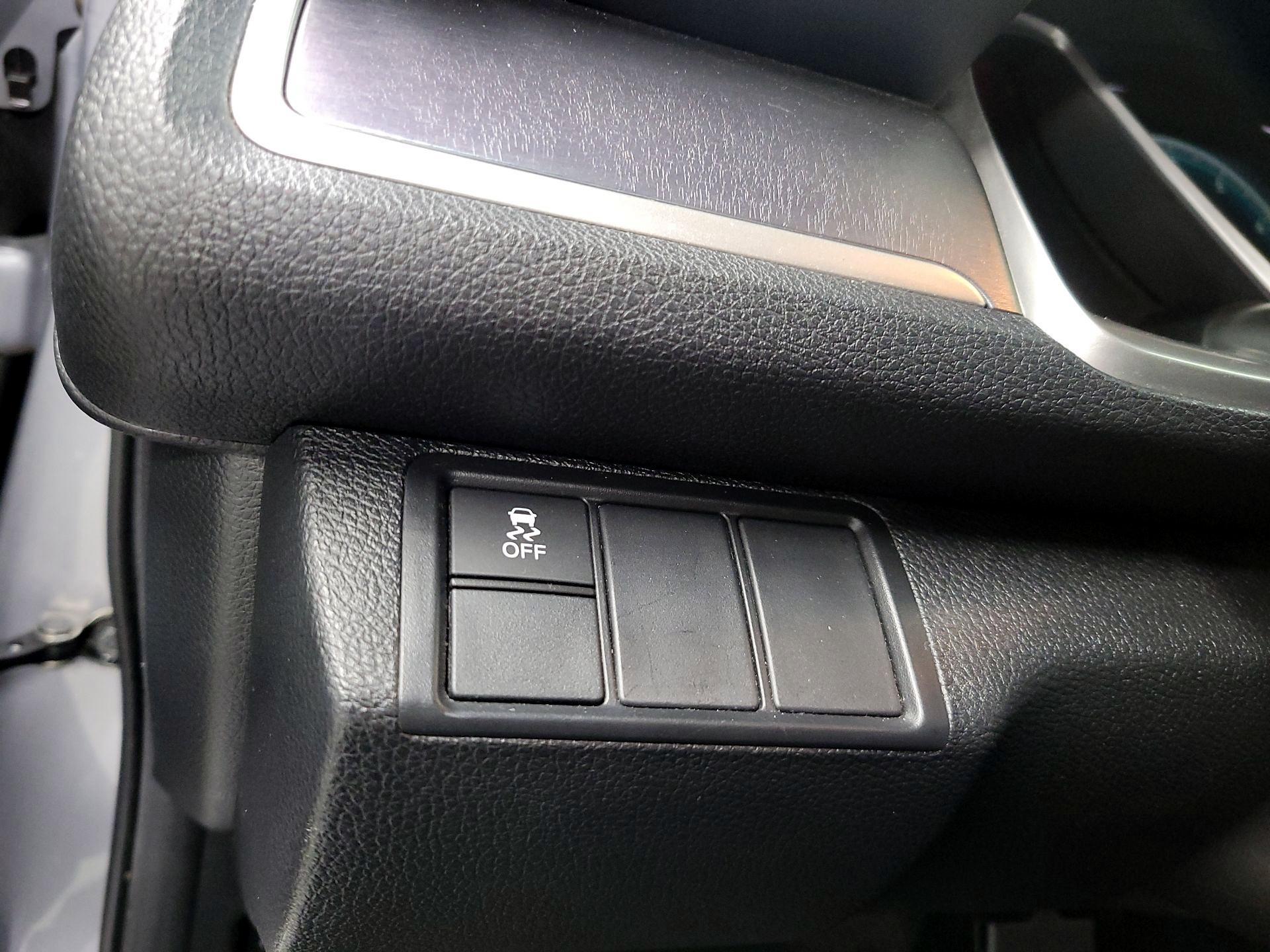 Thumbnail: 2016 Honda Civic - 13