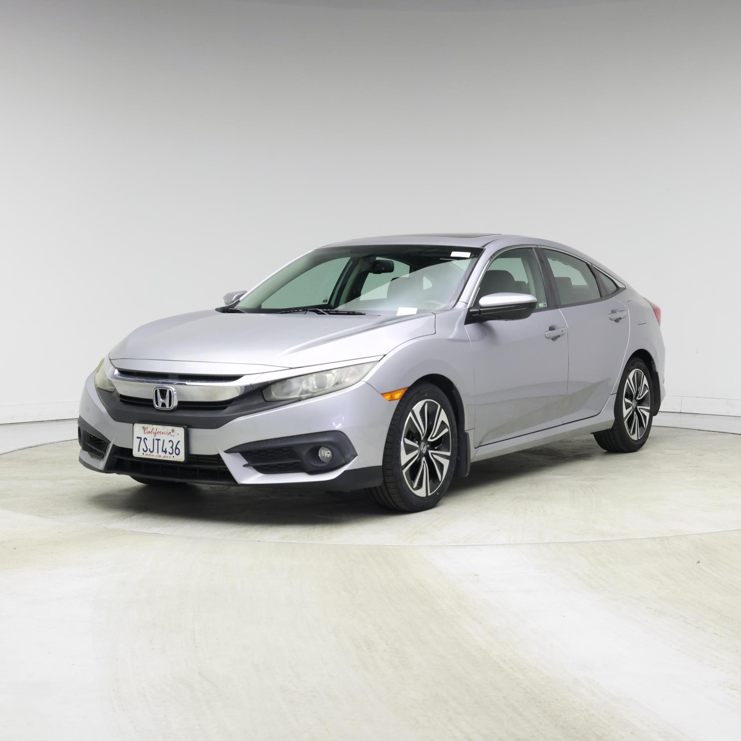 Thumbnail: 2016 Honda Civic - 4