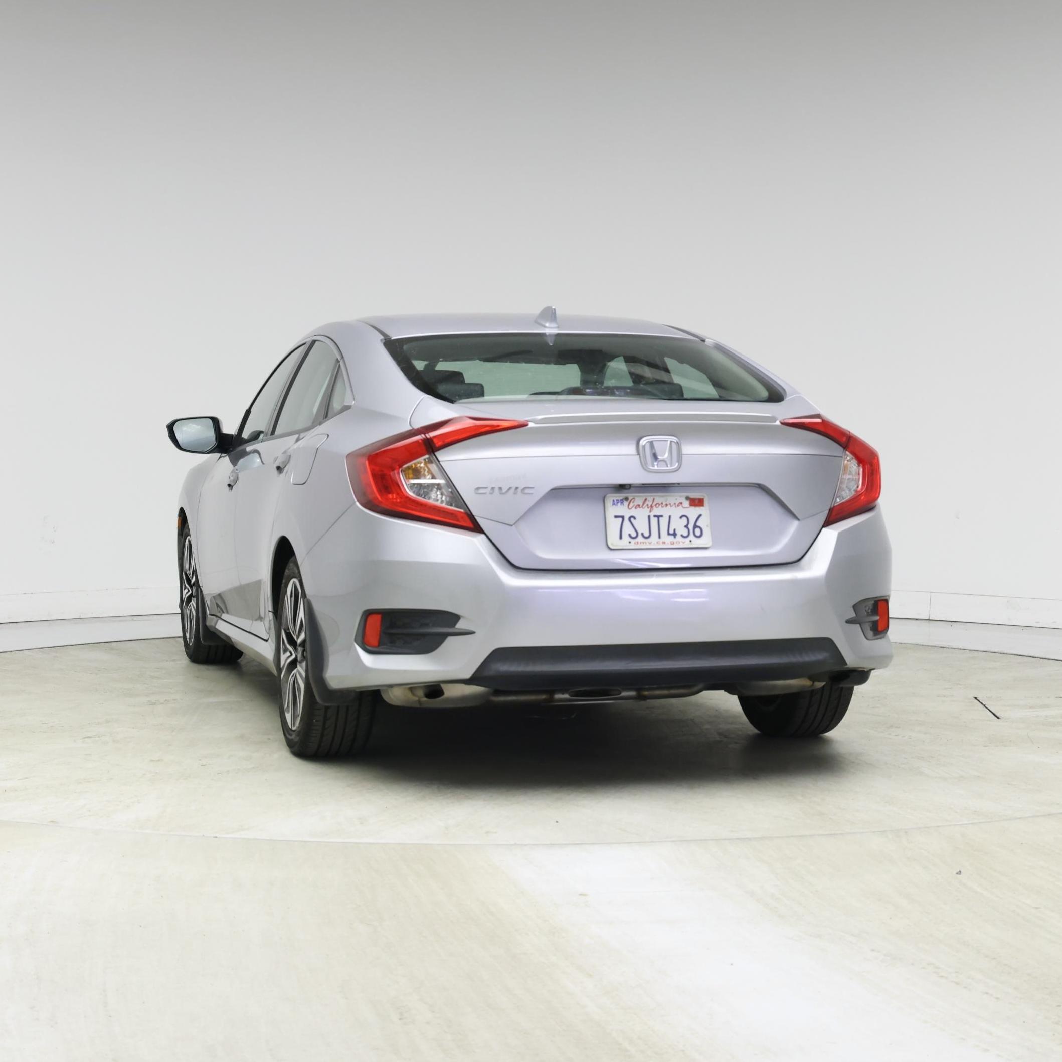 Thumbnail: 2016 Honda Civic - 6