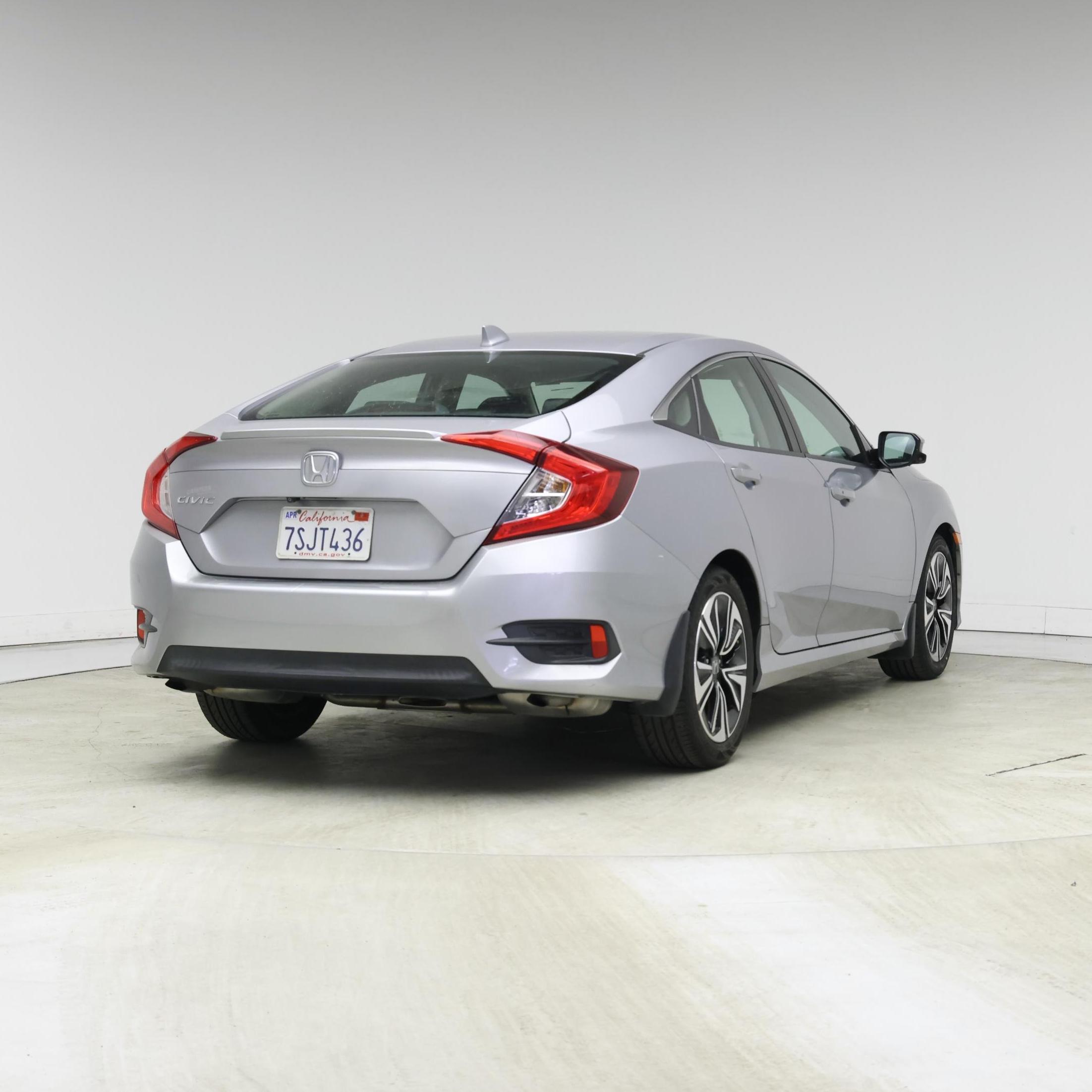 Thumbnail: 2016 Honda Civic - 8