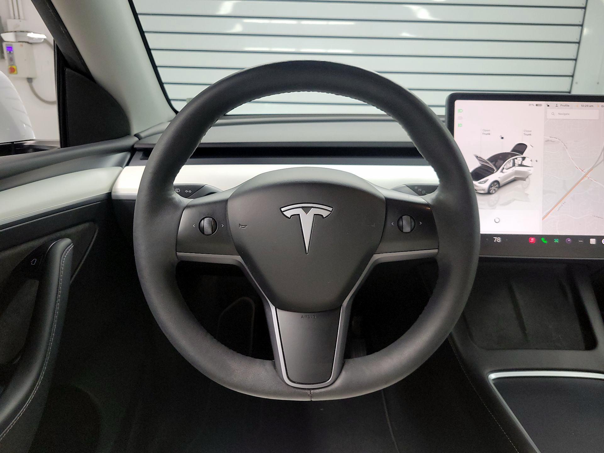 Thumbnail: 2023 Tesla Model Y - 10