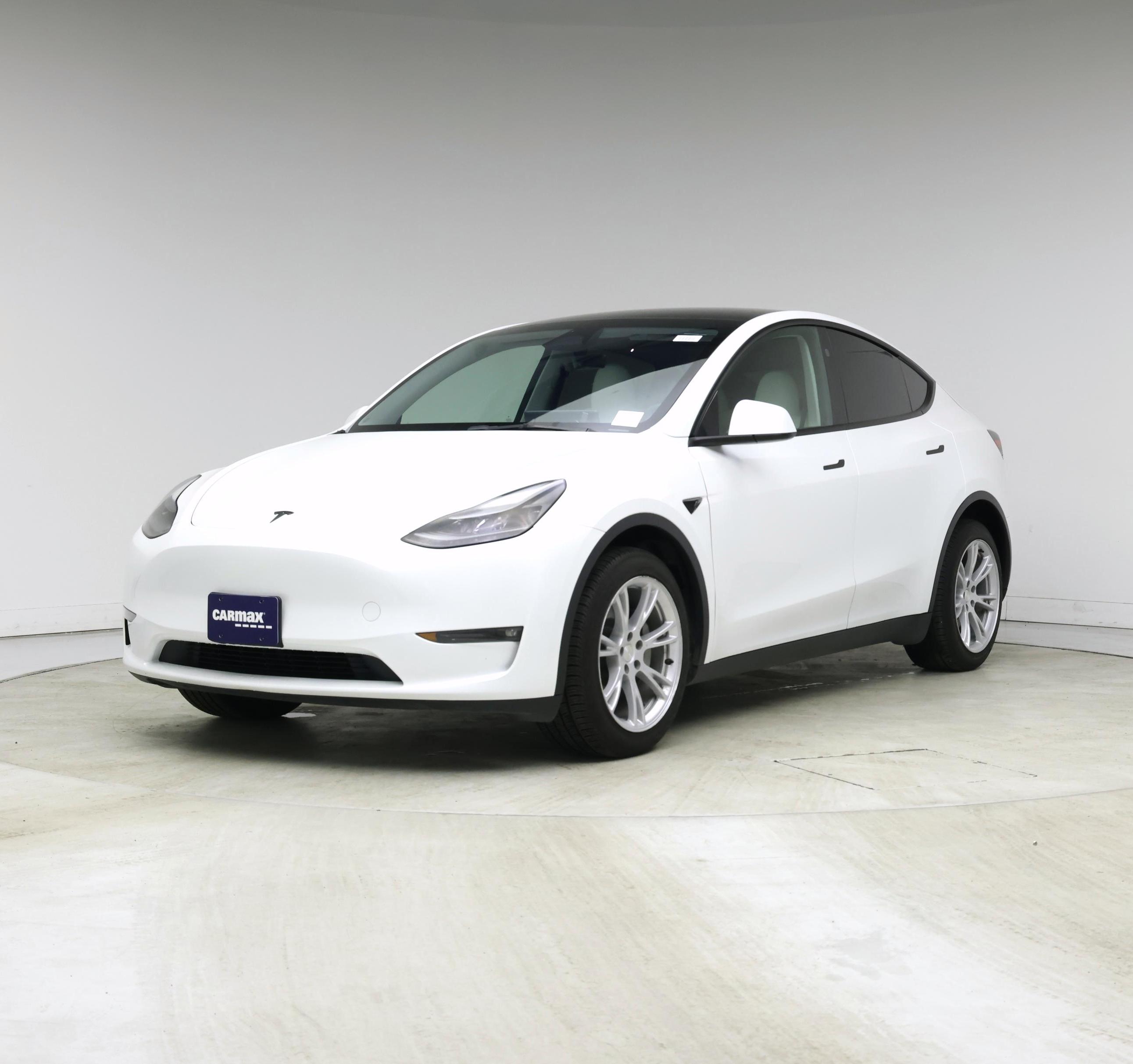 Thumbnail: 2023 Tesla Model Y - 4