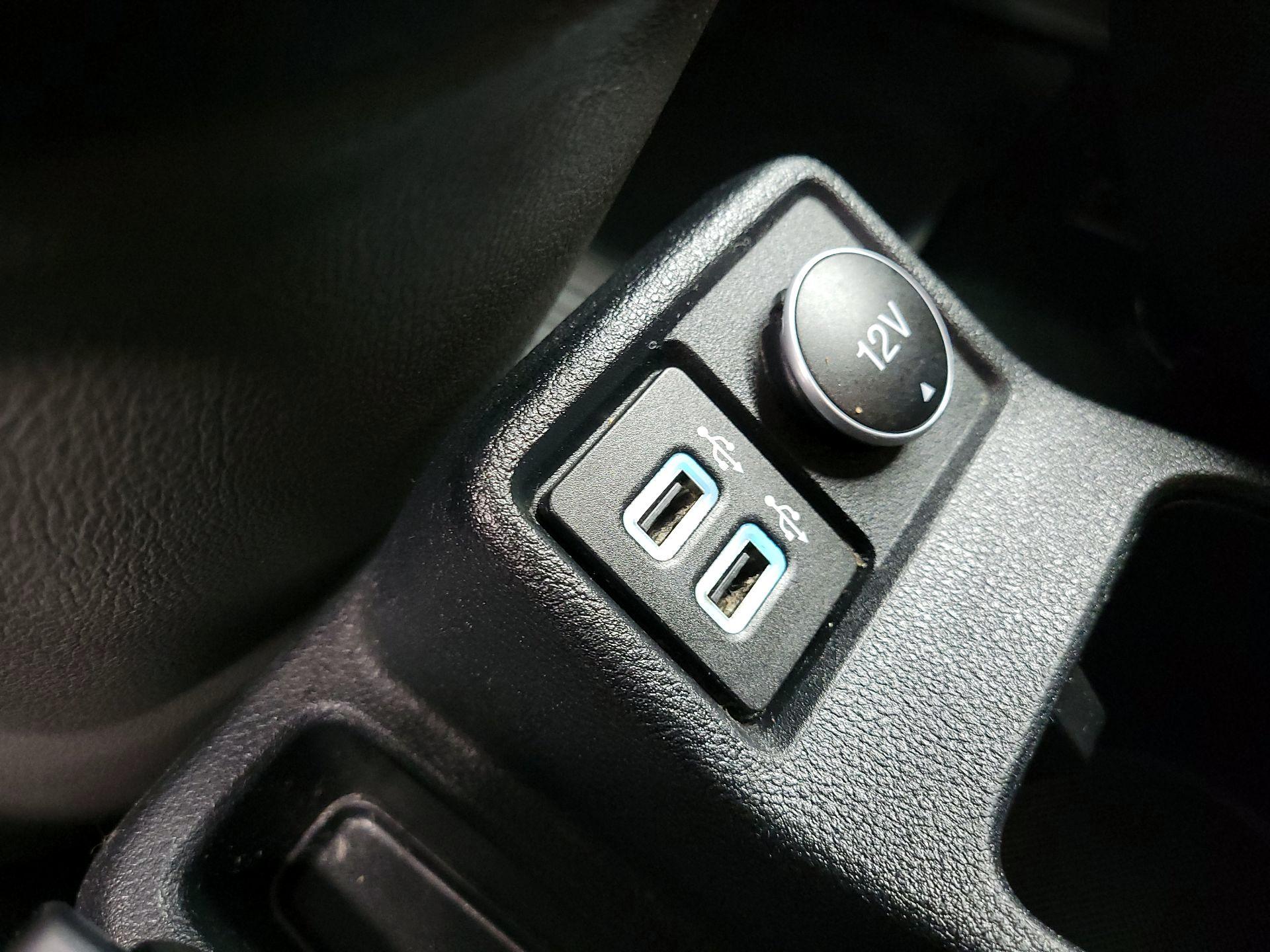 Thumbnail: 2019 Ford Transit Series - 19