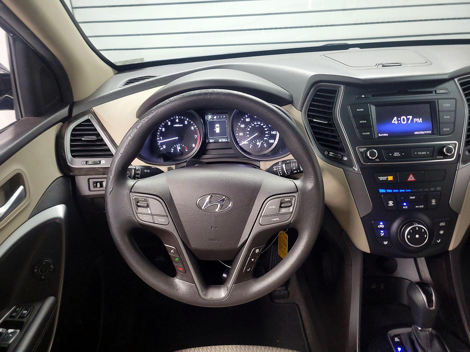 Thumbnail: 2018 Hyundai Santa Fe - 10