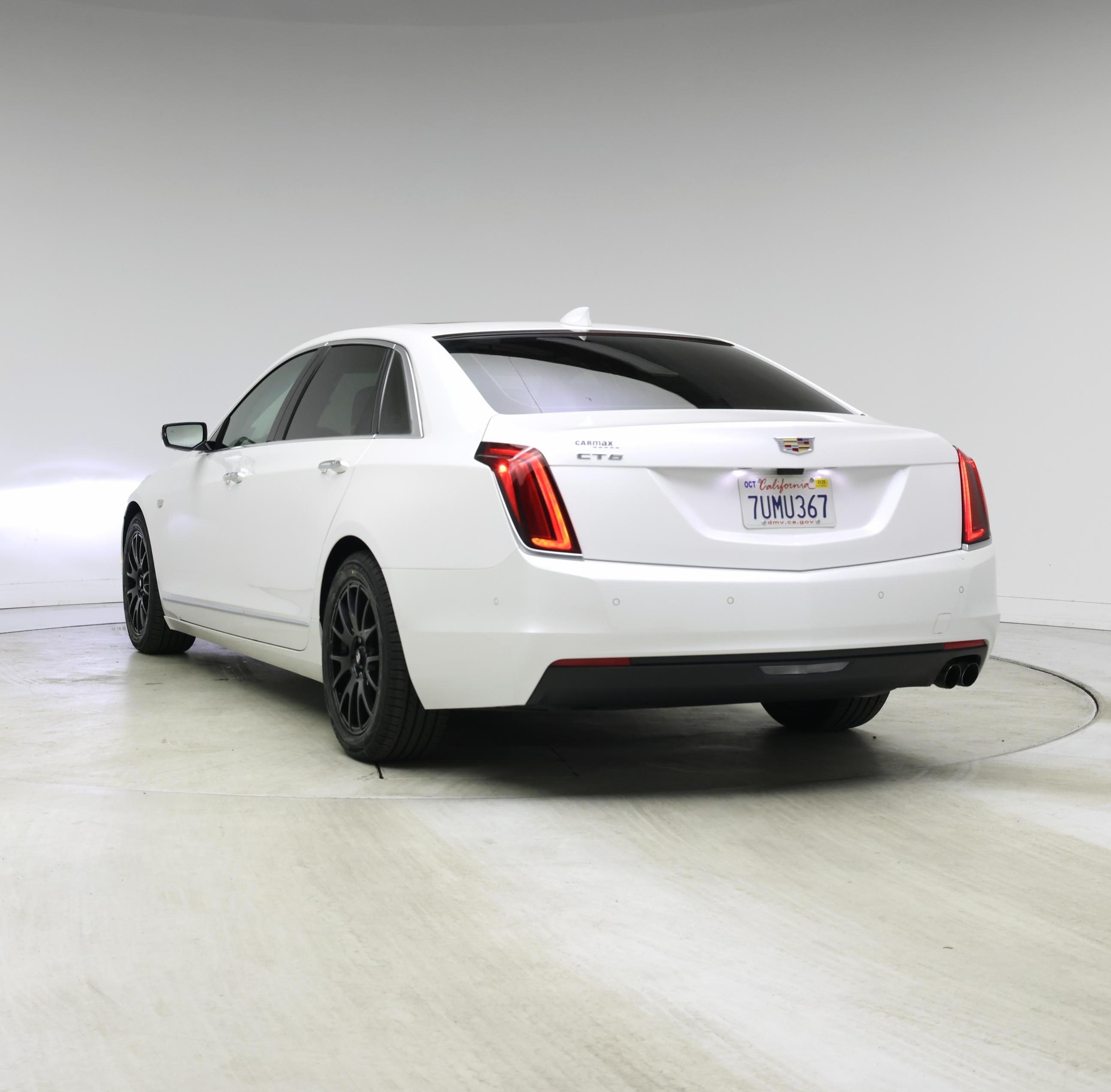 Thumbnail: 2017 Cadillac CT6 - 2