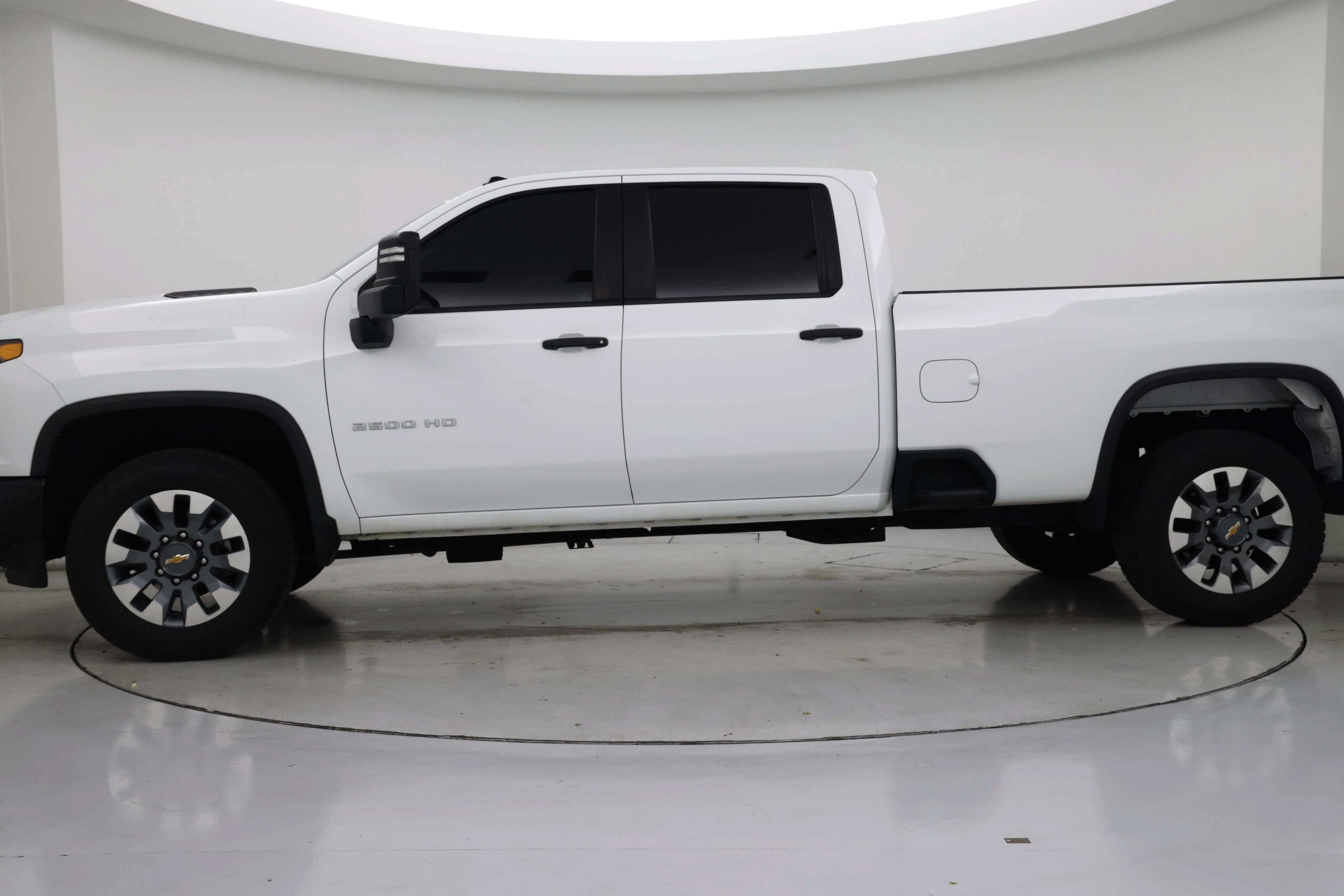 Thumbnail: 2023 Chevrolet Silverado 2500 - 3