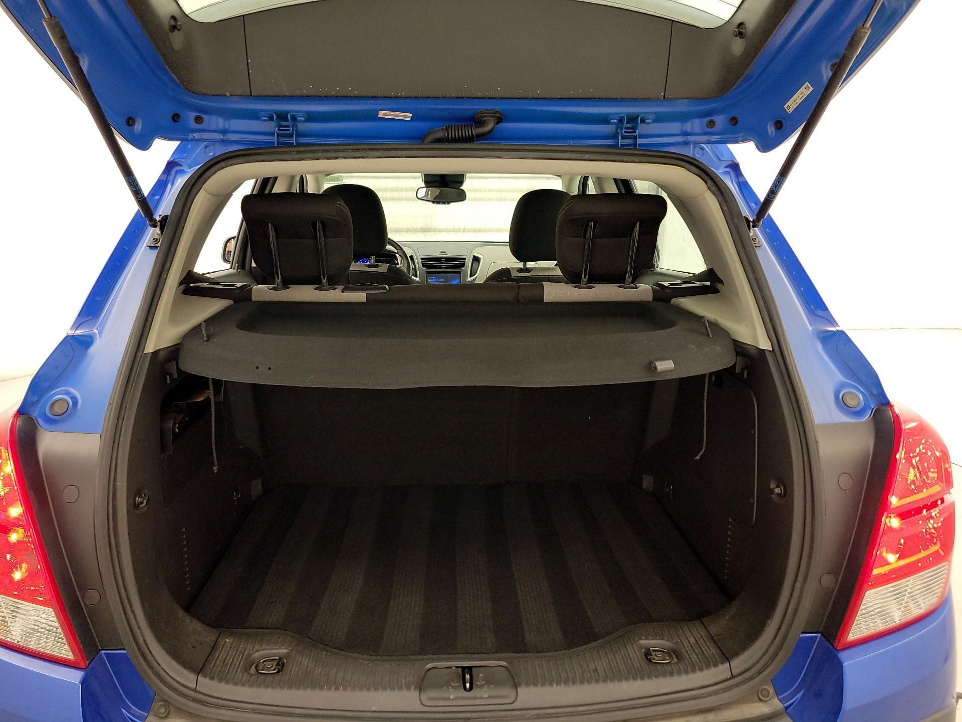 Thumbnail: 2015 Chevrolet Trax - 20
