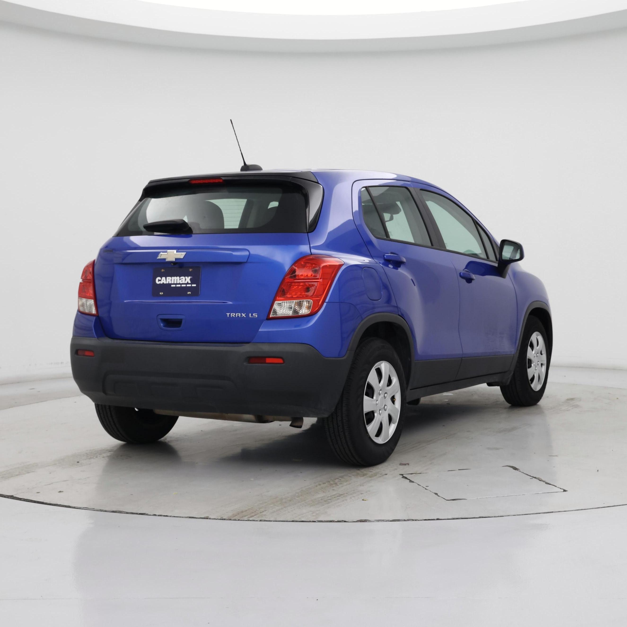 Thumbnail: 2015 Chevrolet Trax - 8