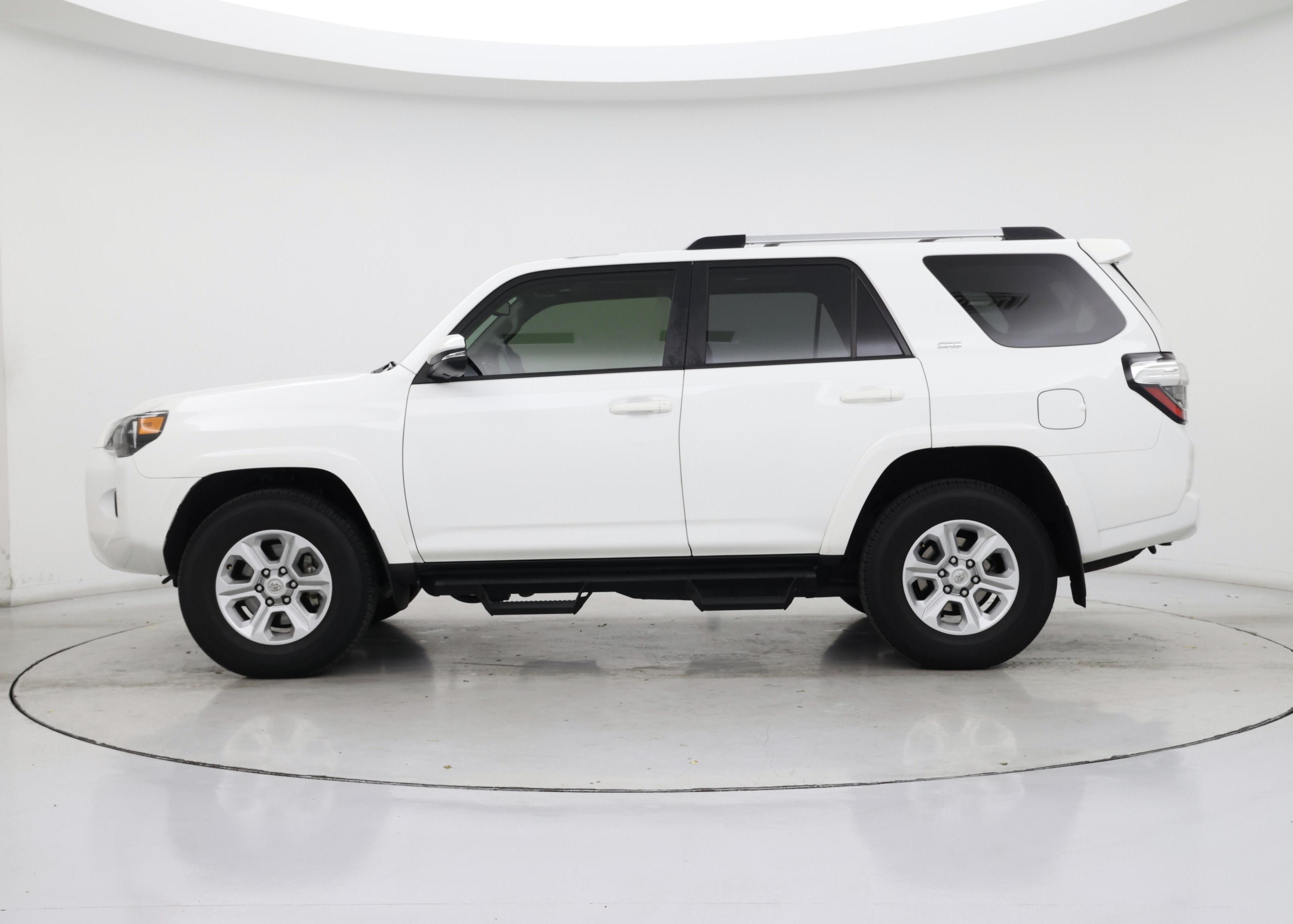 Thumbnail: 2023 Toyota 4Runner - 3