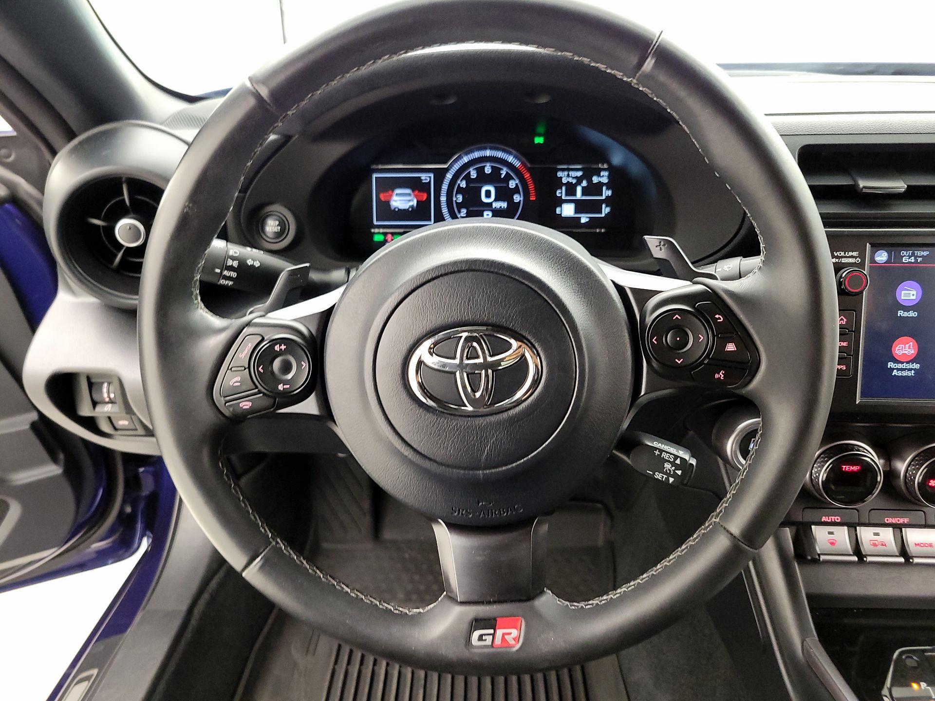 Thumbnail: 2023 Toyota GR86 - 10