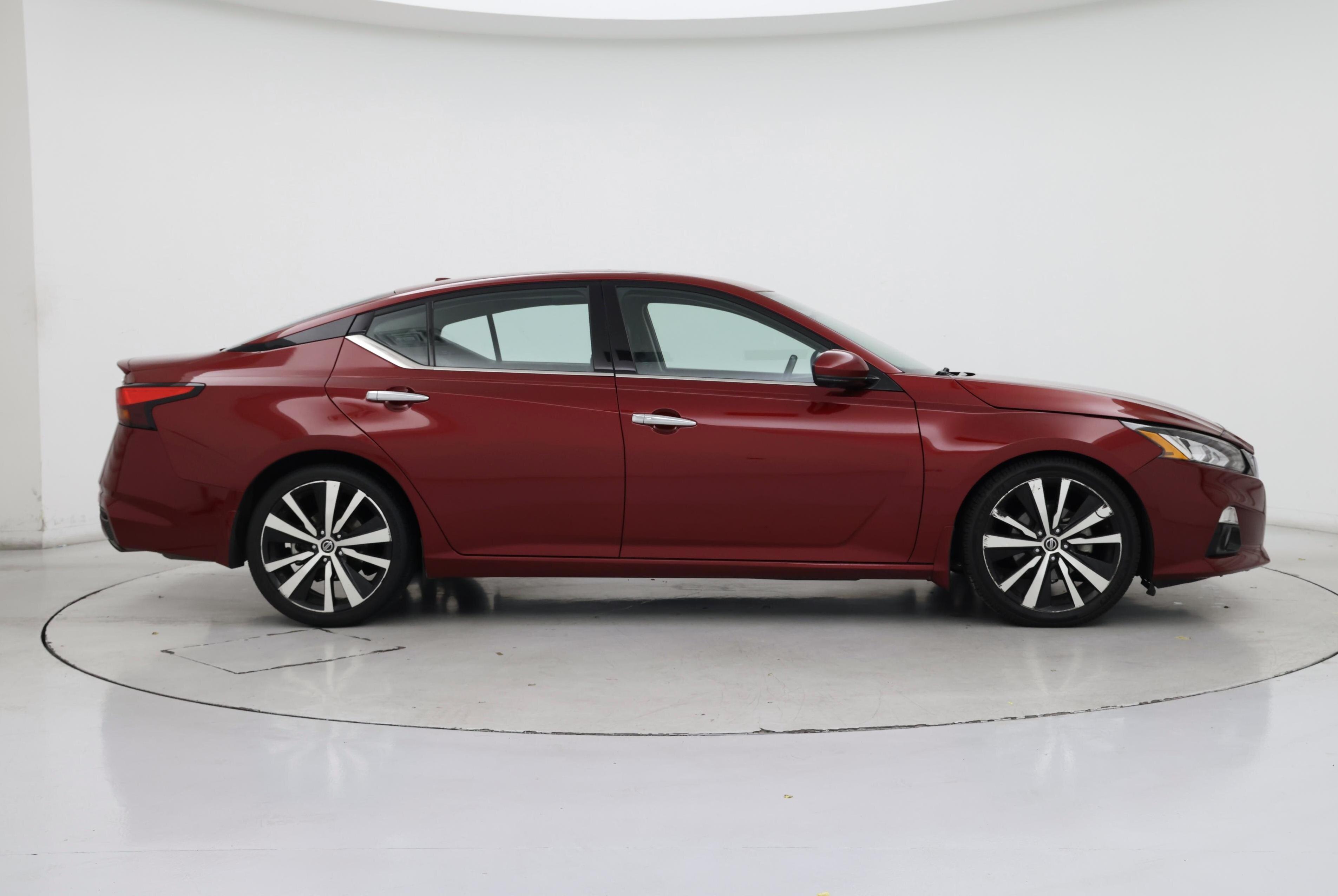 Thumbnail: 2020 Nissan Altima - 7