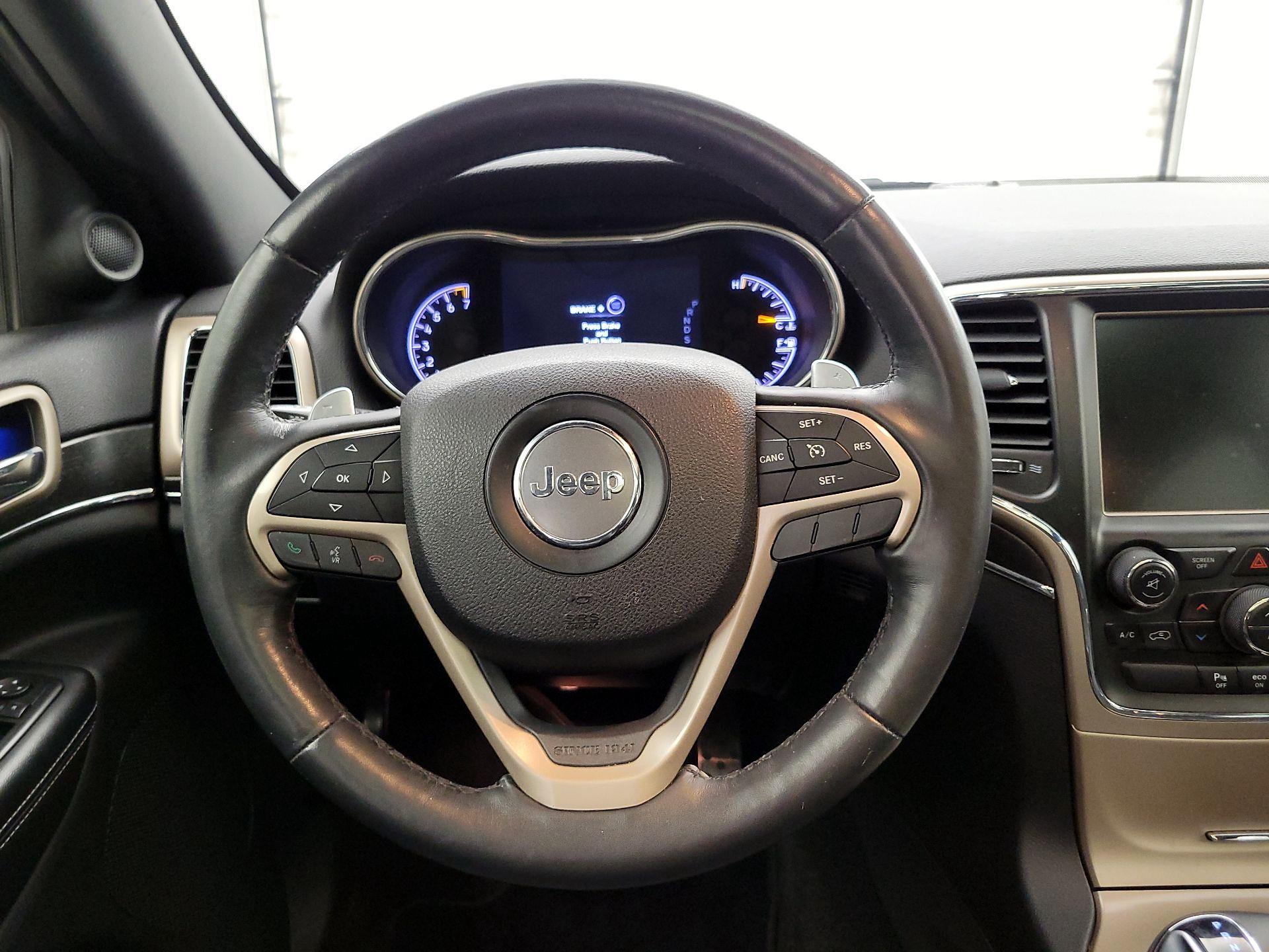 Thumbnail: 2015 Jeep Grand Cherokee - 10