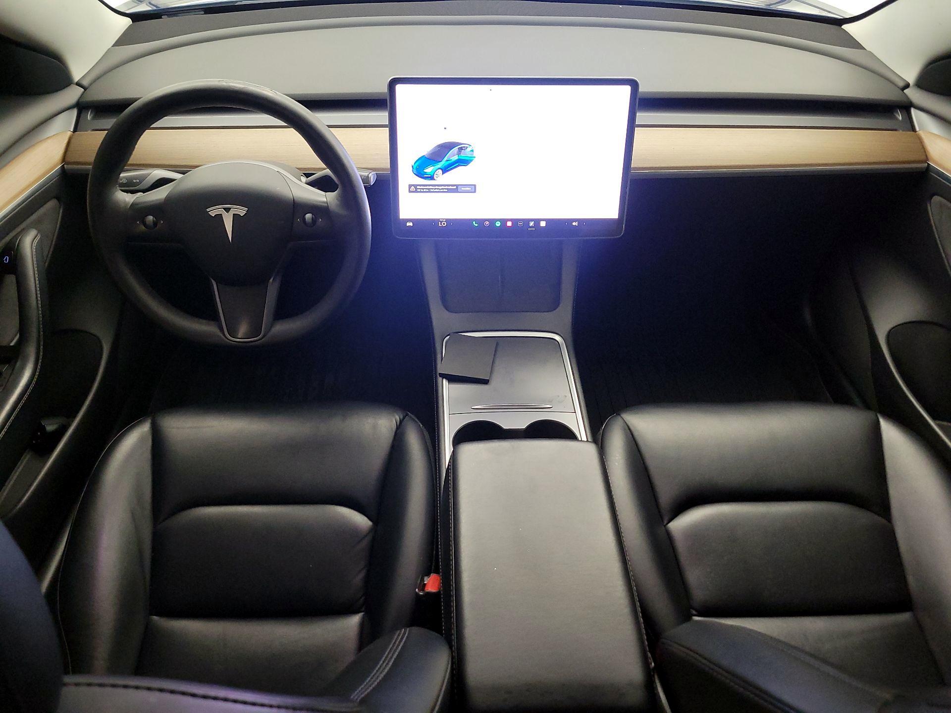 Thumbnail: 2021 Tesla Model 3 - 9