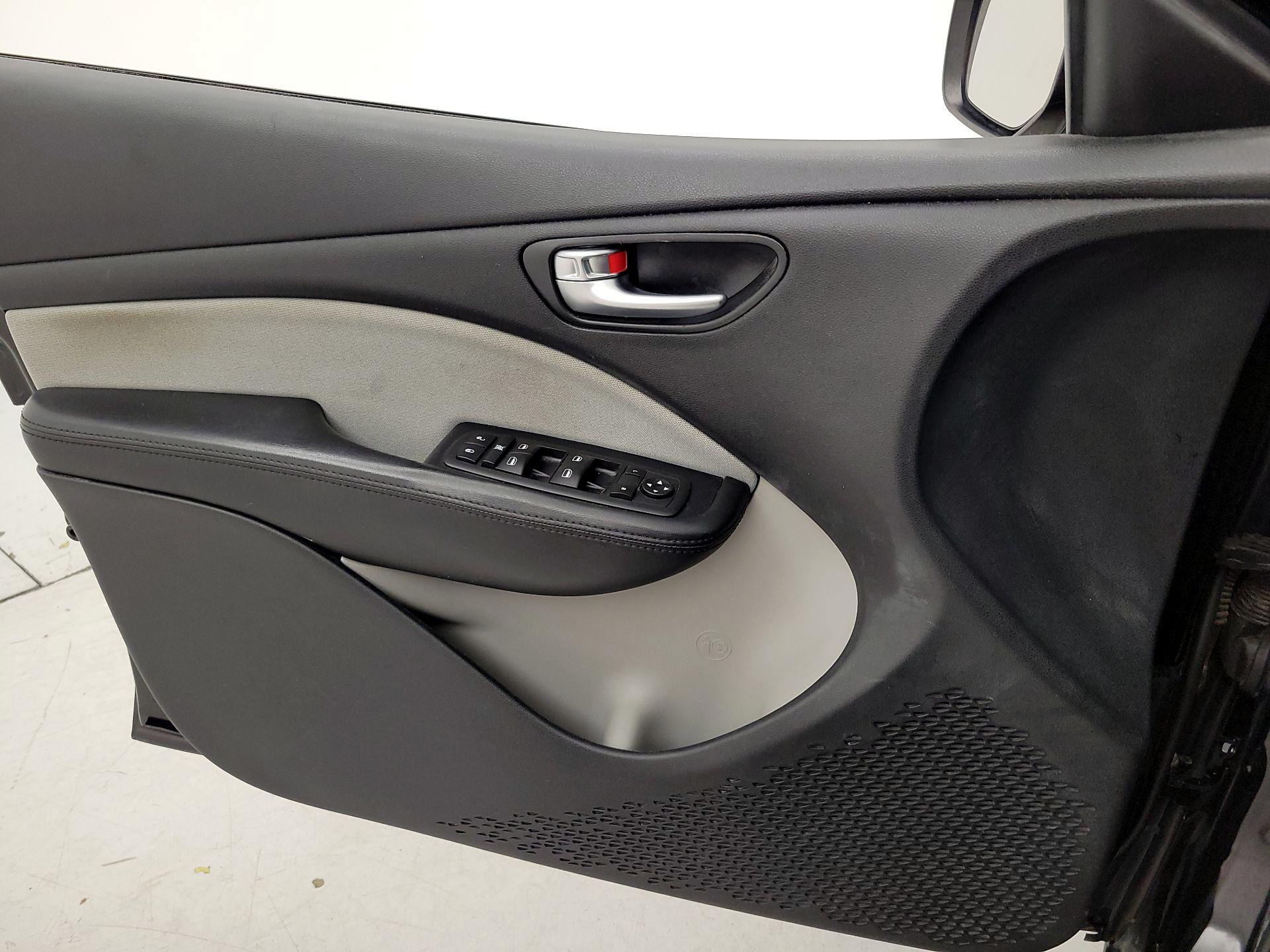 Thumbnail: 2015 Dodge Dart - 12