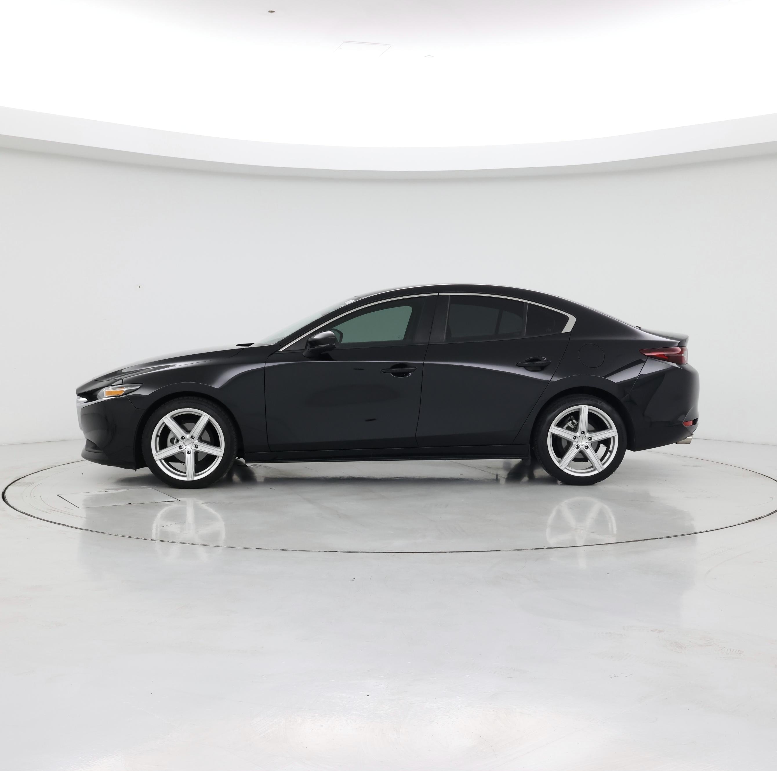 Thumbnail: 2021 Mazda Mazda3 - 3