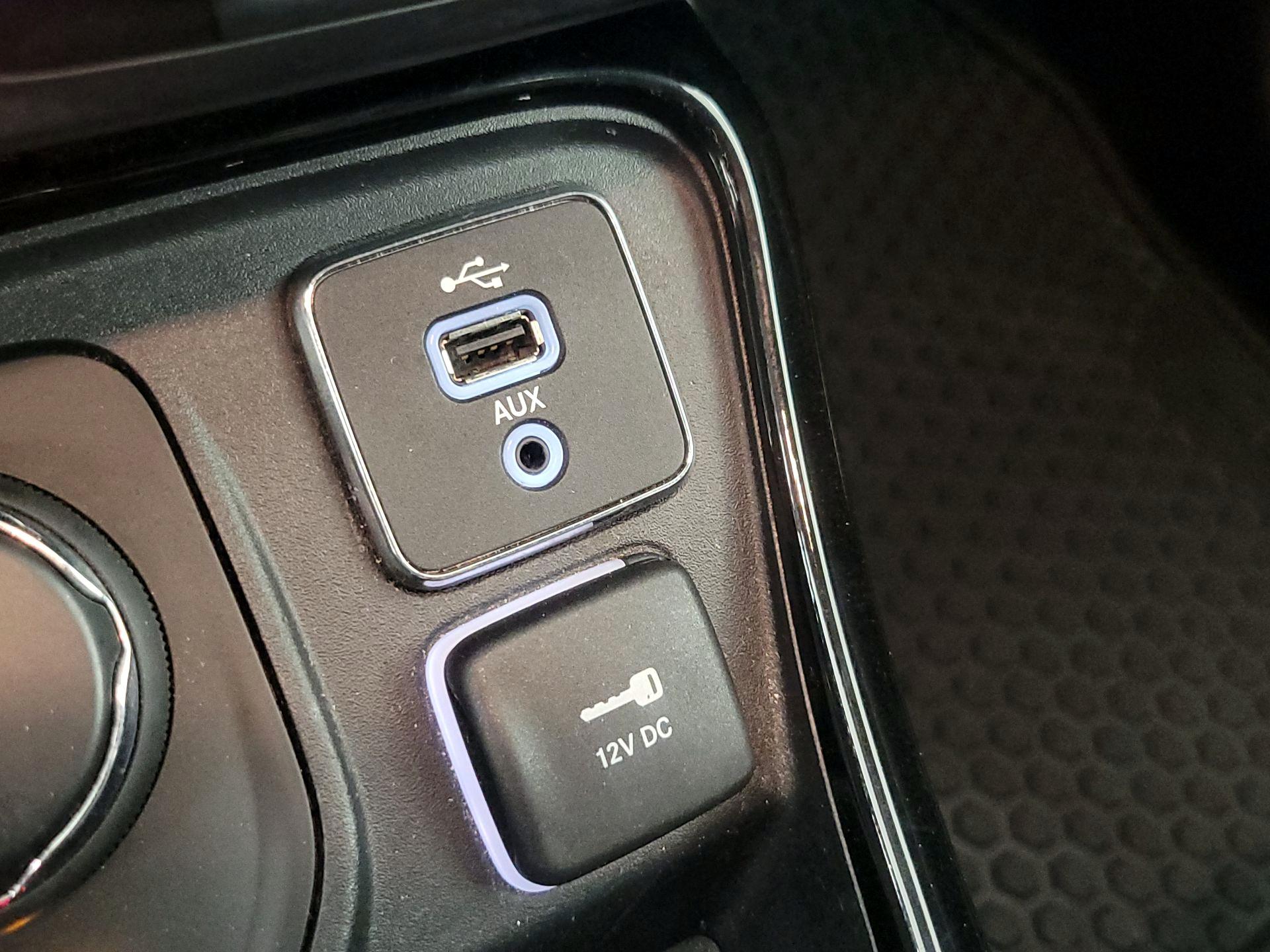 Thumbnail: 2018 Jeep Compass - 19