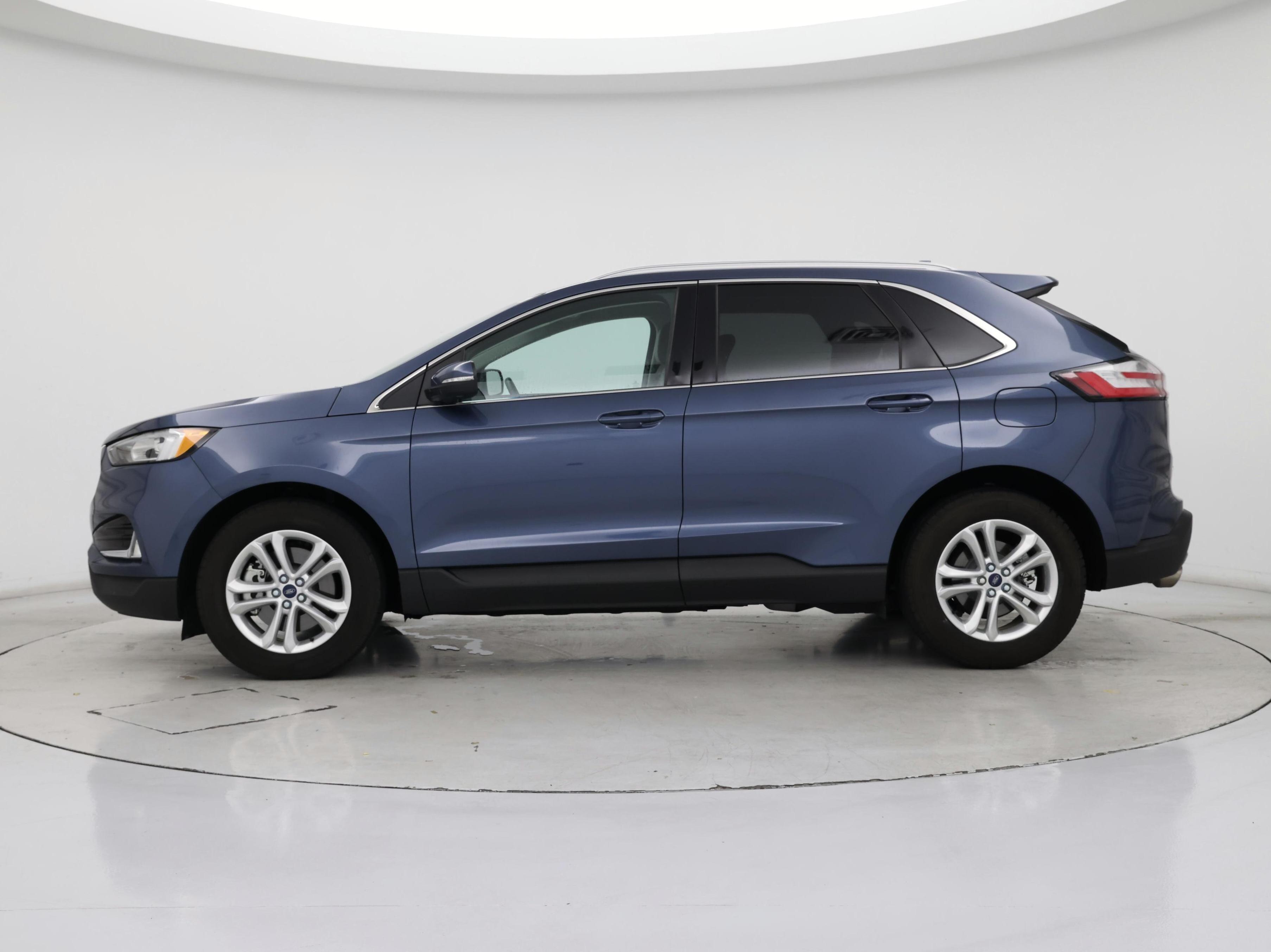 Thumbnail: 2019 Ford Edge - 3