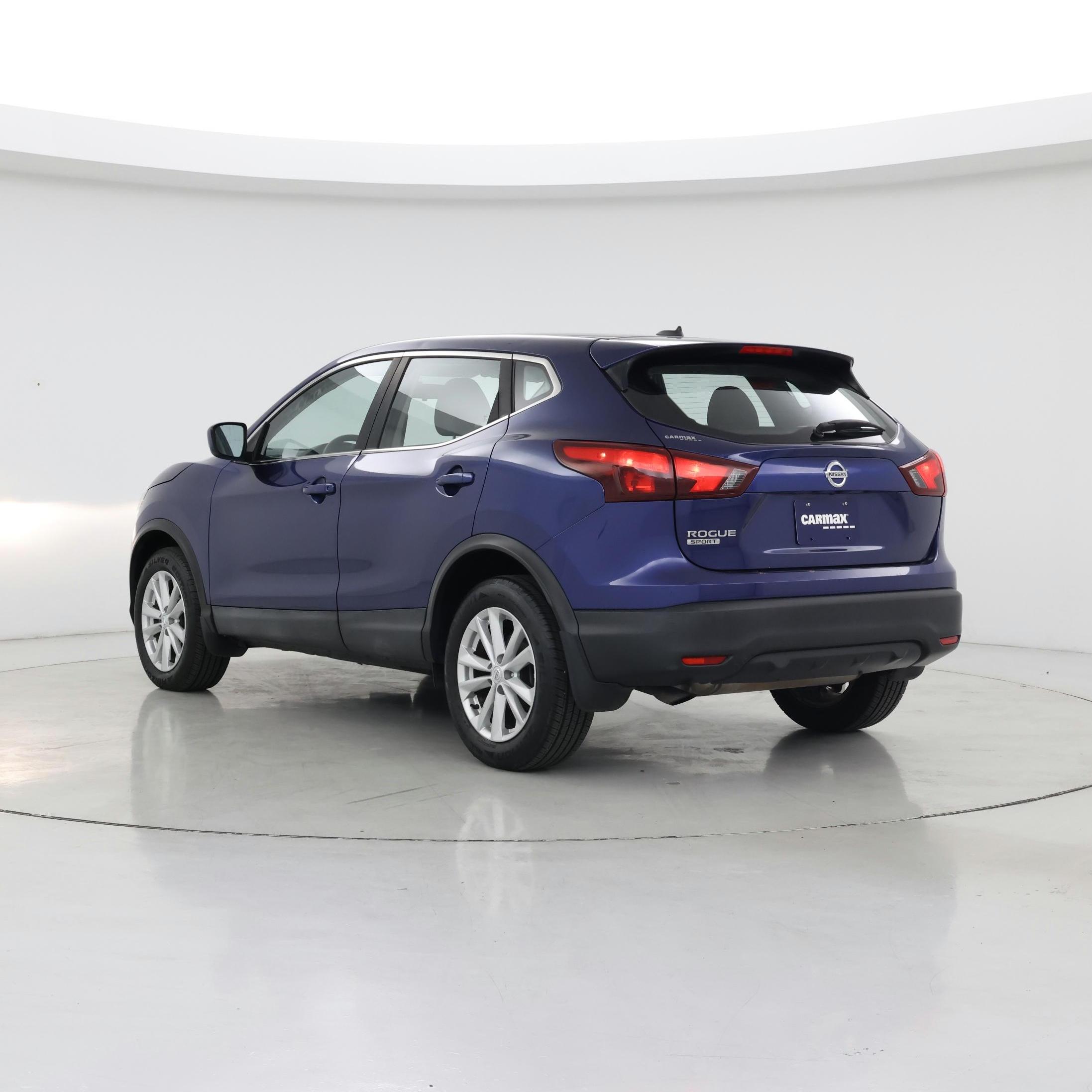 Thumbnail: 2018 Nissan Rogue Sport - 2