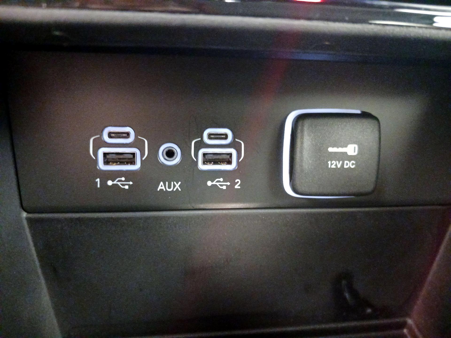 Thumbnail: 2023 Jeep Grand Cherokee - 18