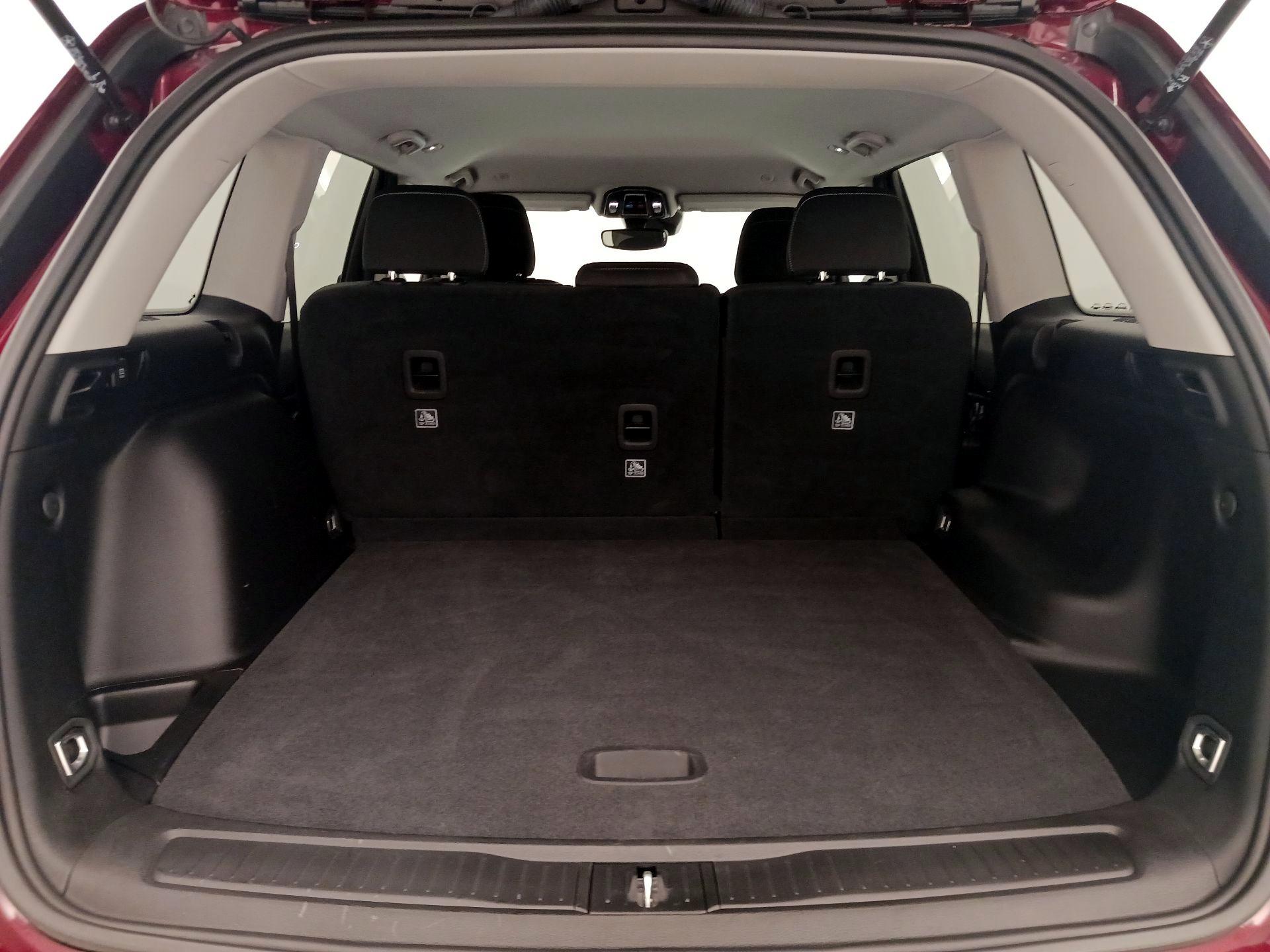 Thumbnail: 2023 Jeep Grand Cherokee - 20