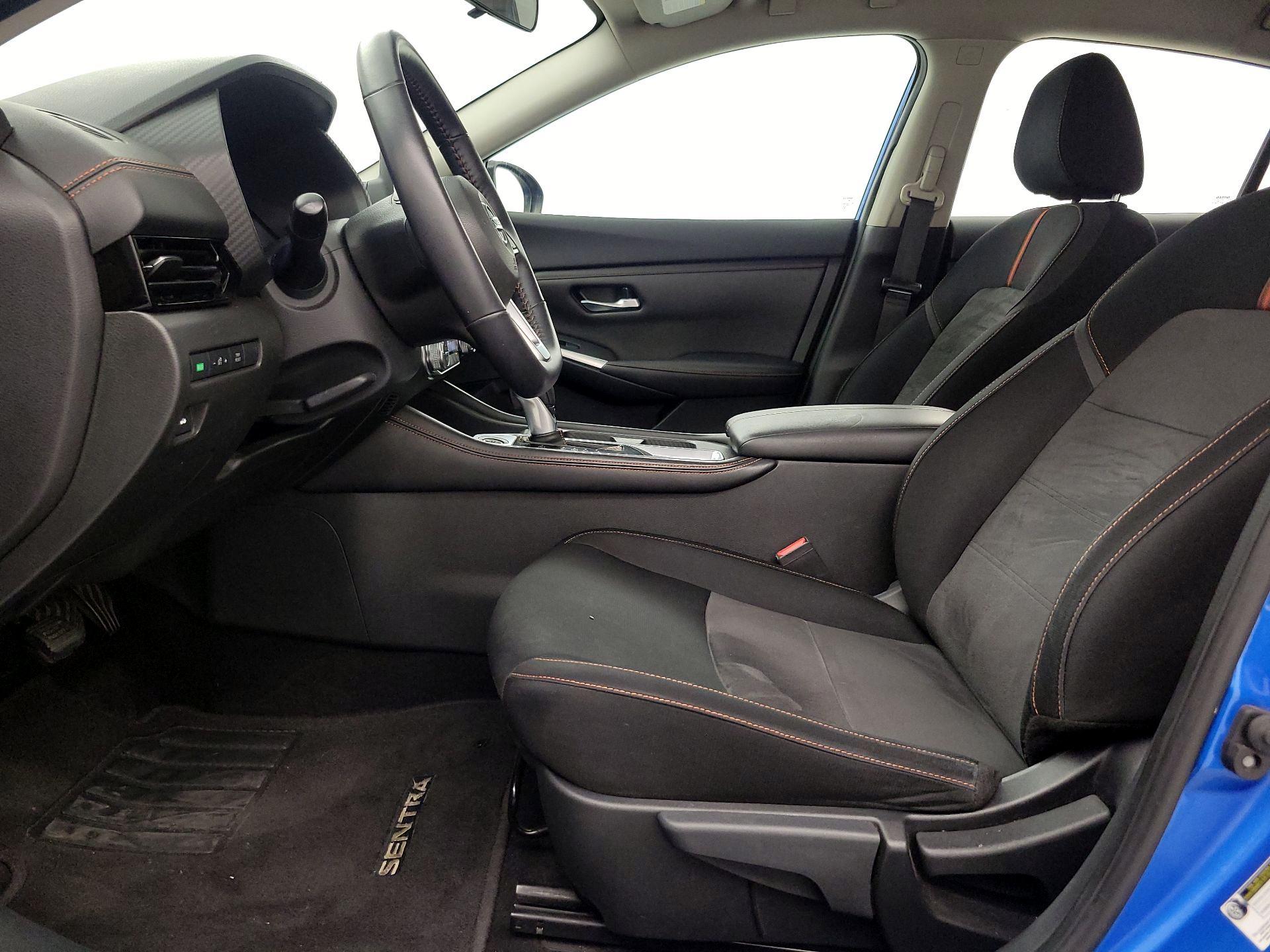 Thumbnail: 2021 Nissan Sentra - 11