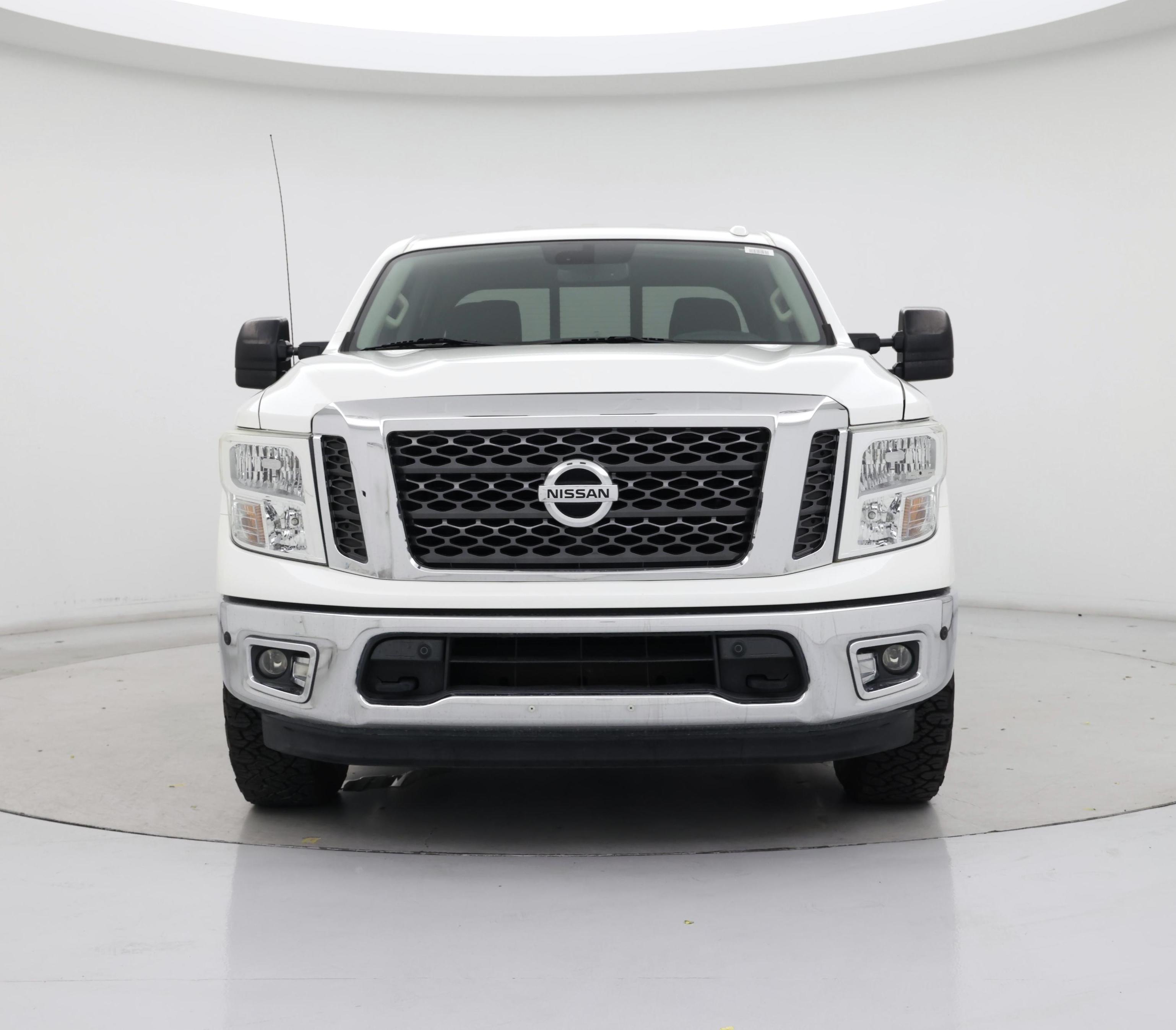 Thumbnail: 2017 Nissan Titan - 5