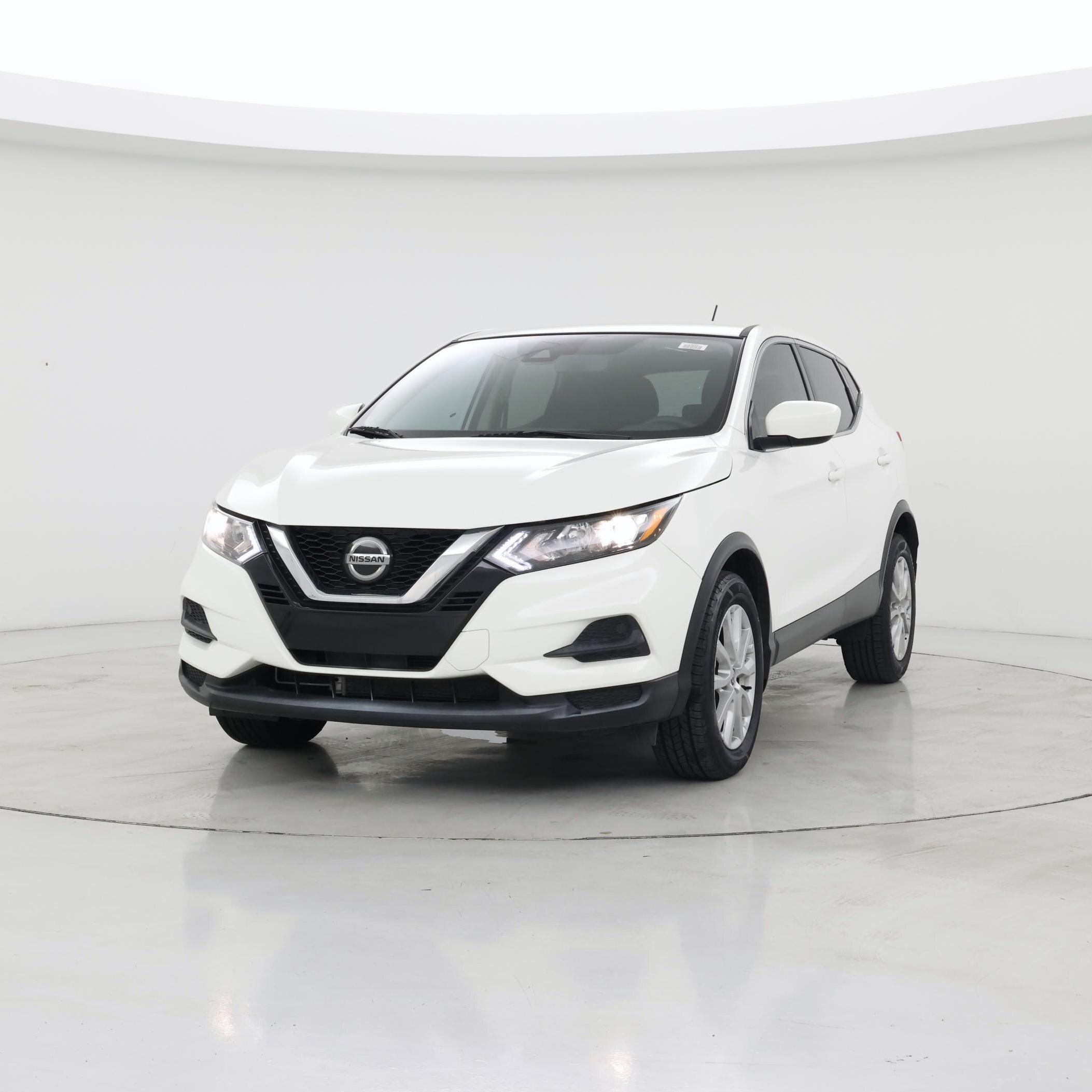 Thumbnail: 2021 Nissan Rogue Sport - 4