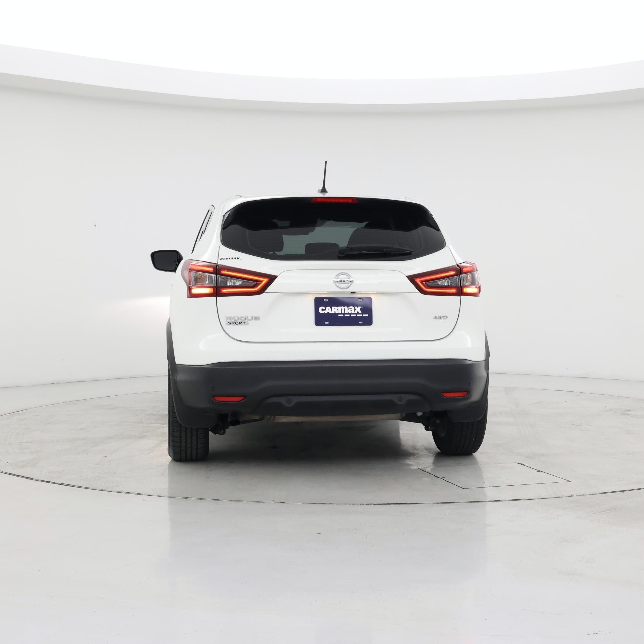 Thumbnail: 2021 Nissan Rogue Sport - 6