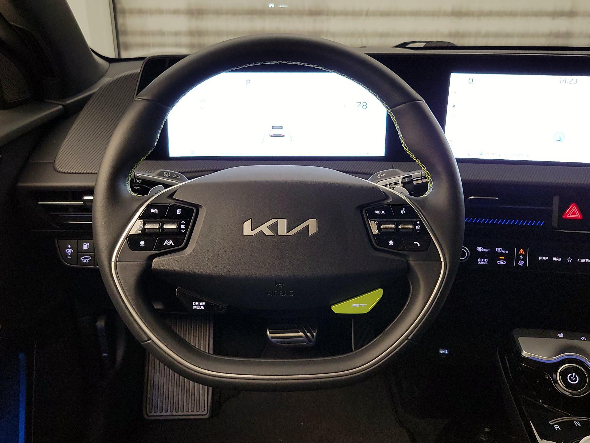 Thumbnail: 2024 Kia EV6 - 10