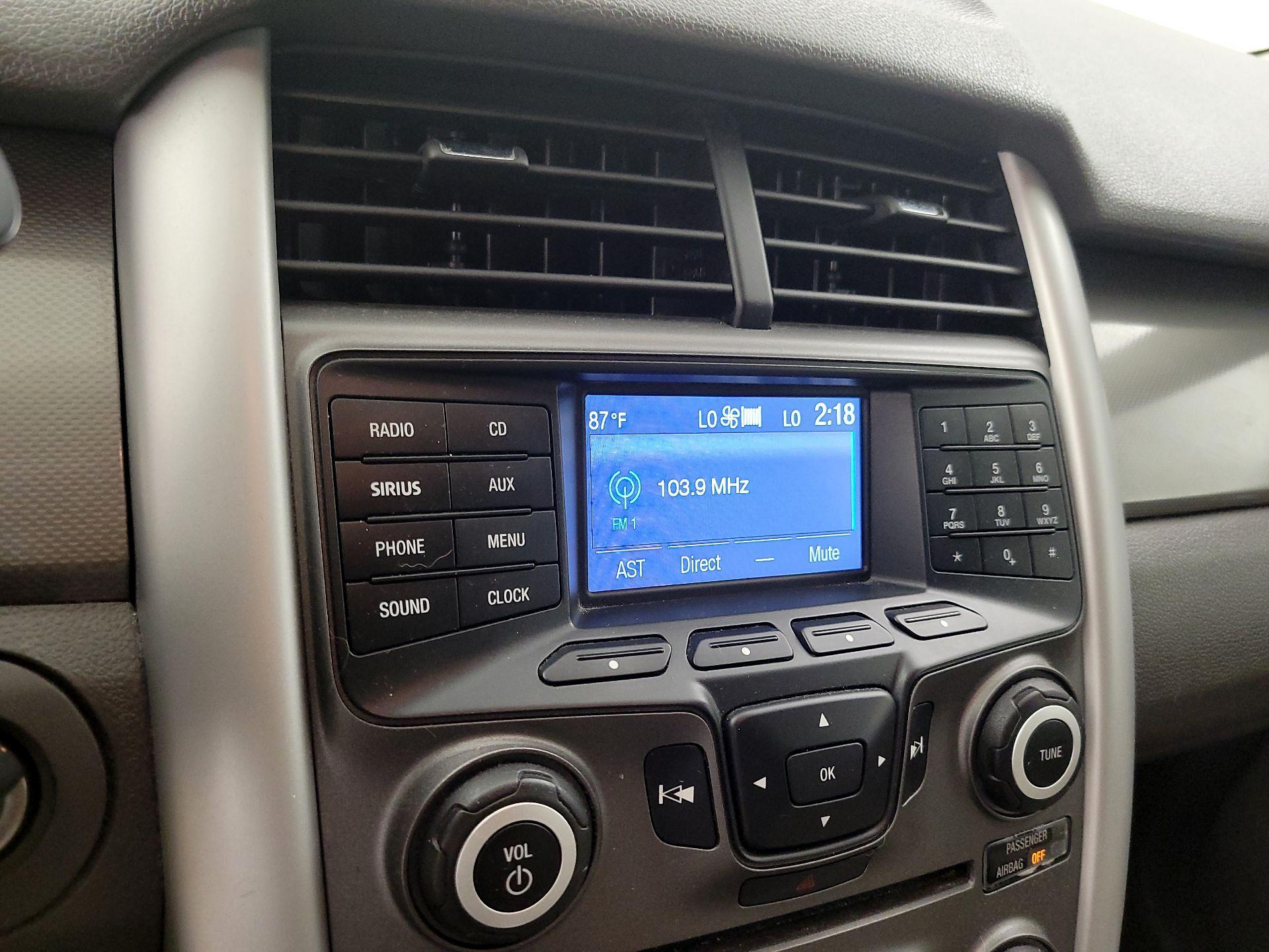Thumbnail: 2014 Ford Edge - 14