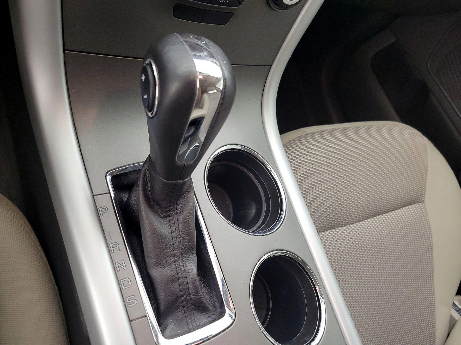 Thumbnail: 2014 Ford Edge - 16