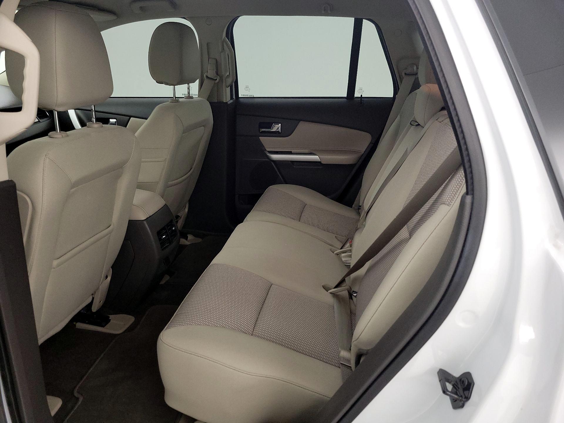 Thumbnail: 2014 Ford Edge - 18