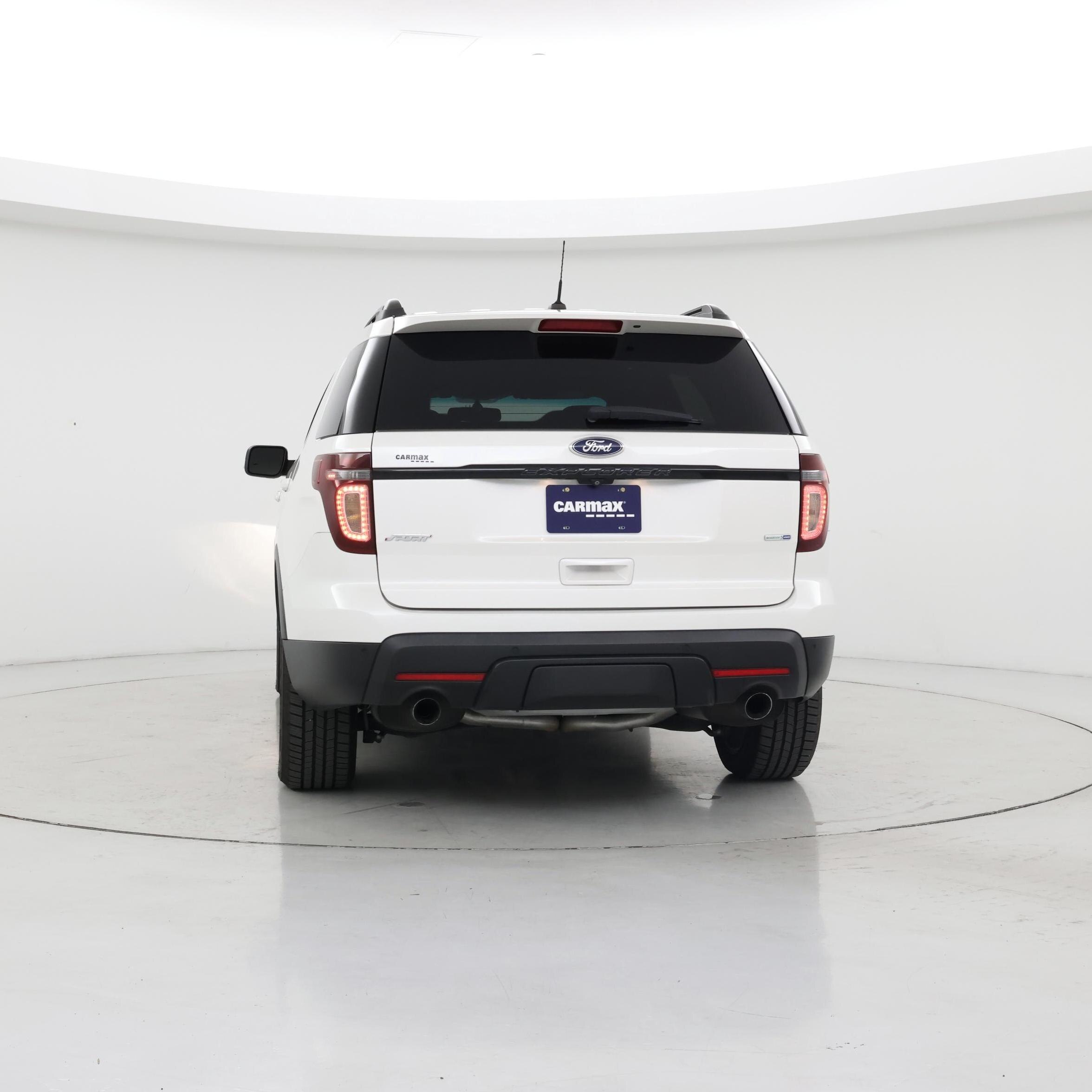 Thumbnail: 2015 Ford Explorer - 6