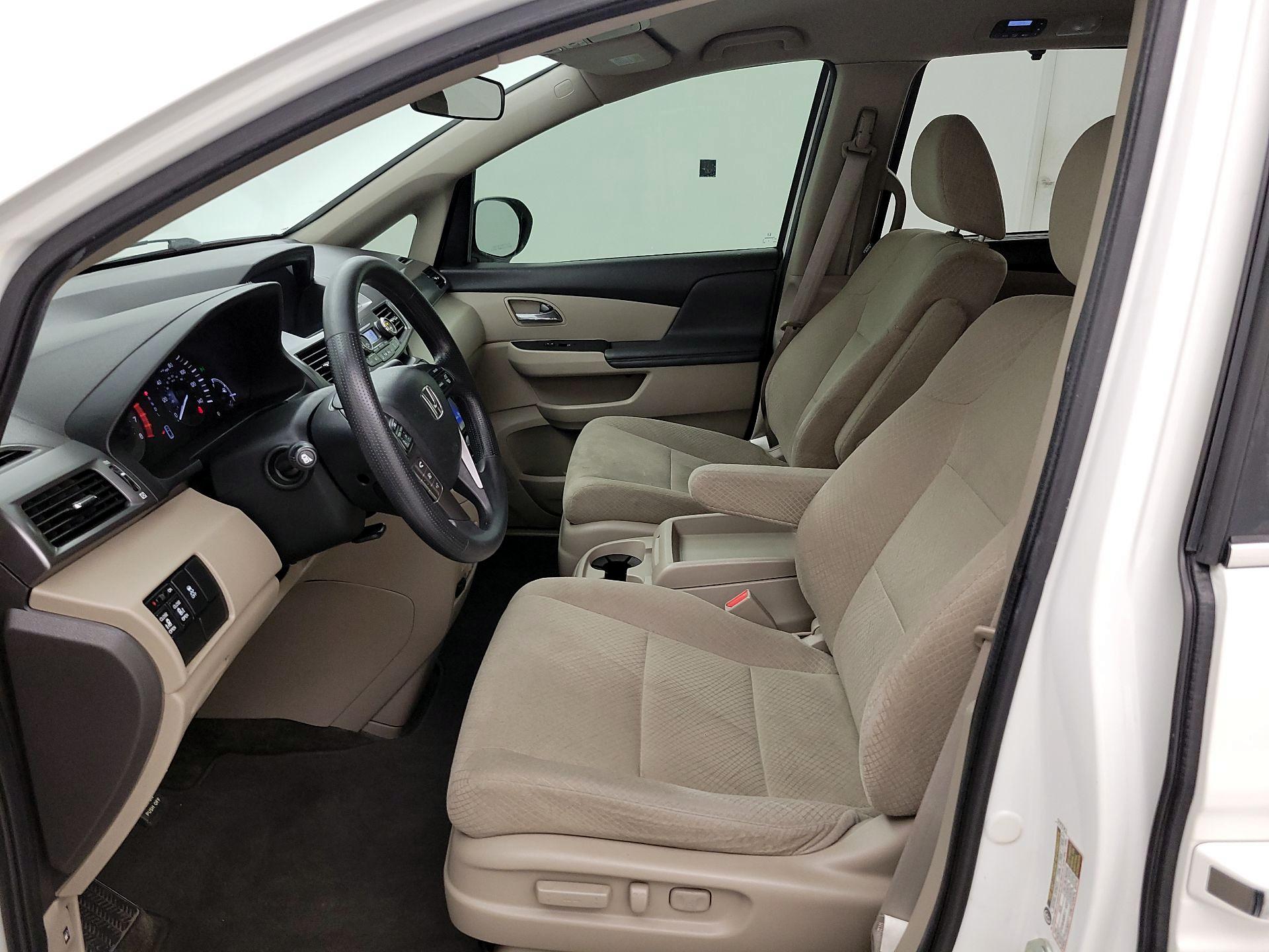 Thumbnail: 2014 Honda Odyssey - 11