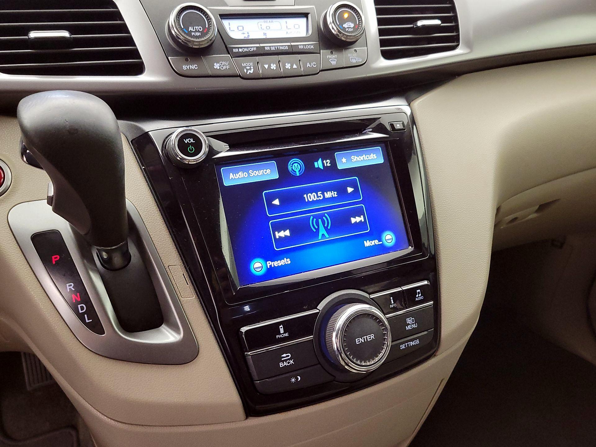 Thumbnail: 2014 Honda Odyssey - 15