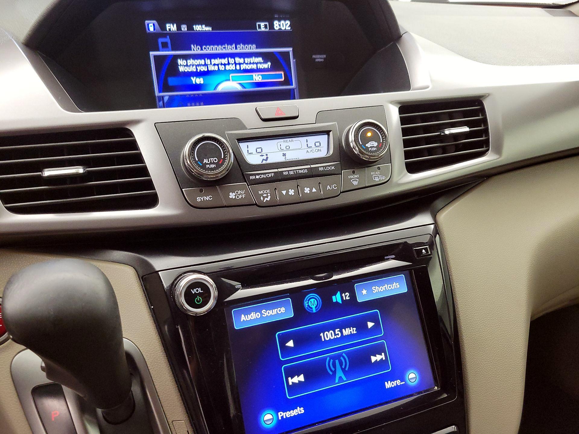 Thumbnail: 2014 Honda Odyssey - 16