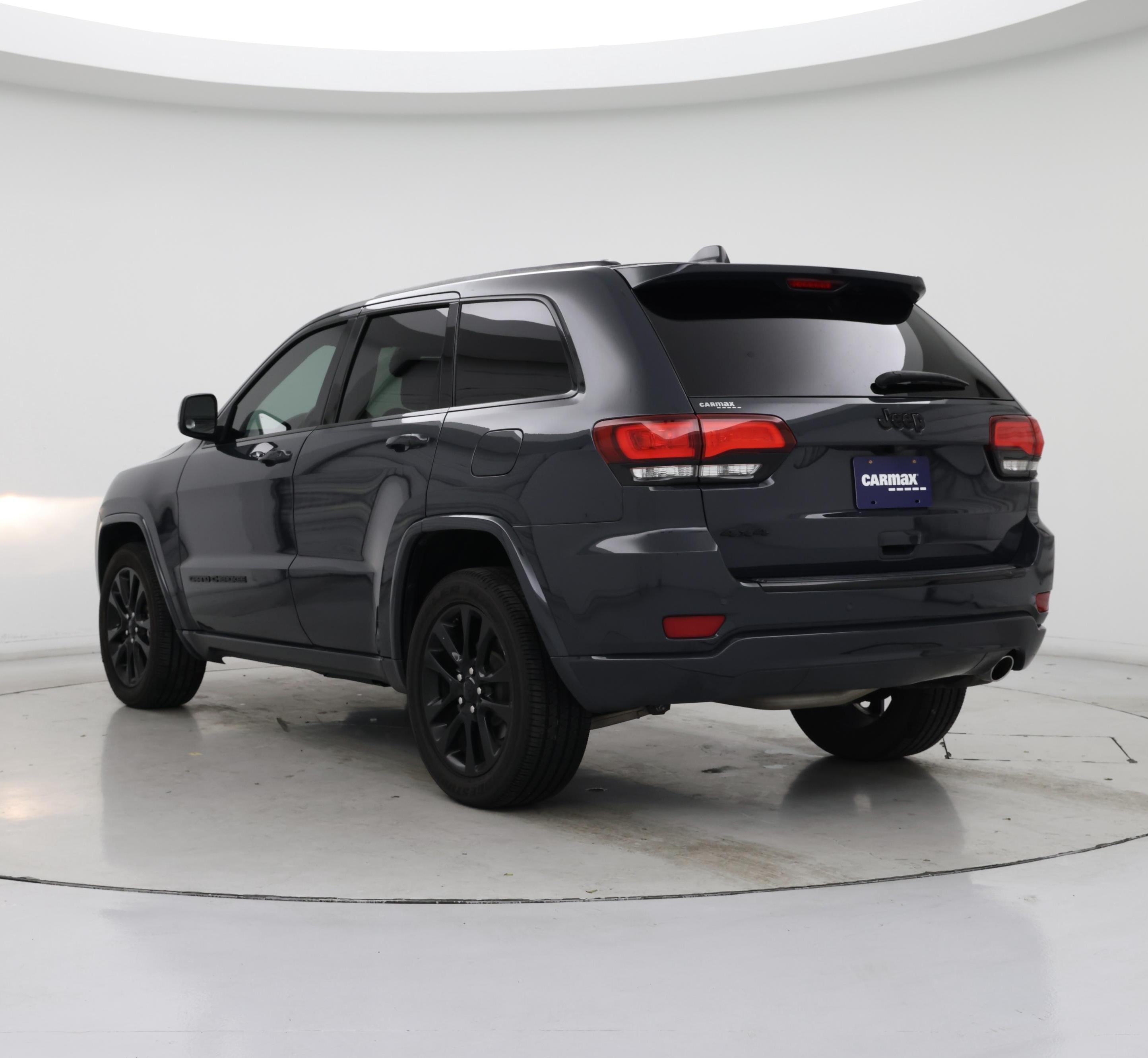 Thumbnail: 2018 Jeep Grand Cherokee - 2