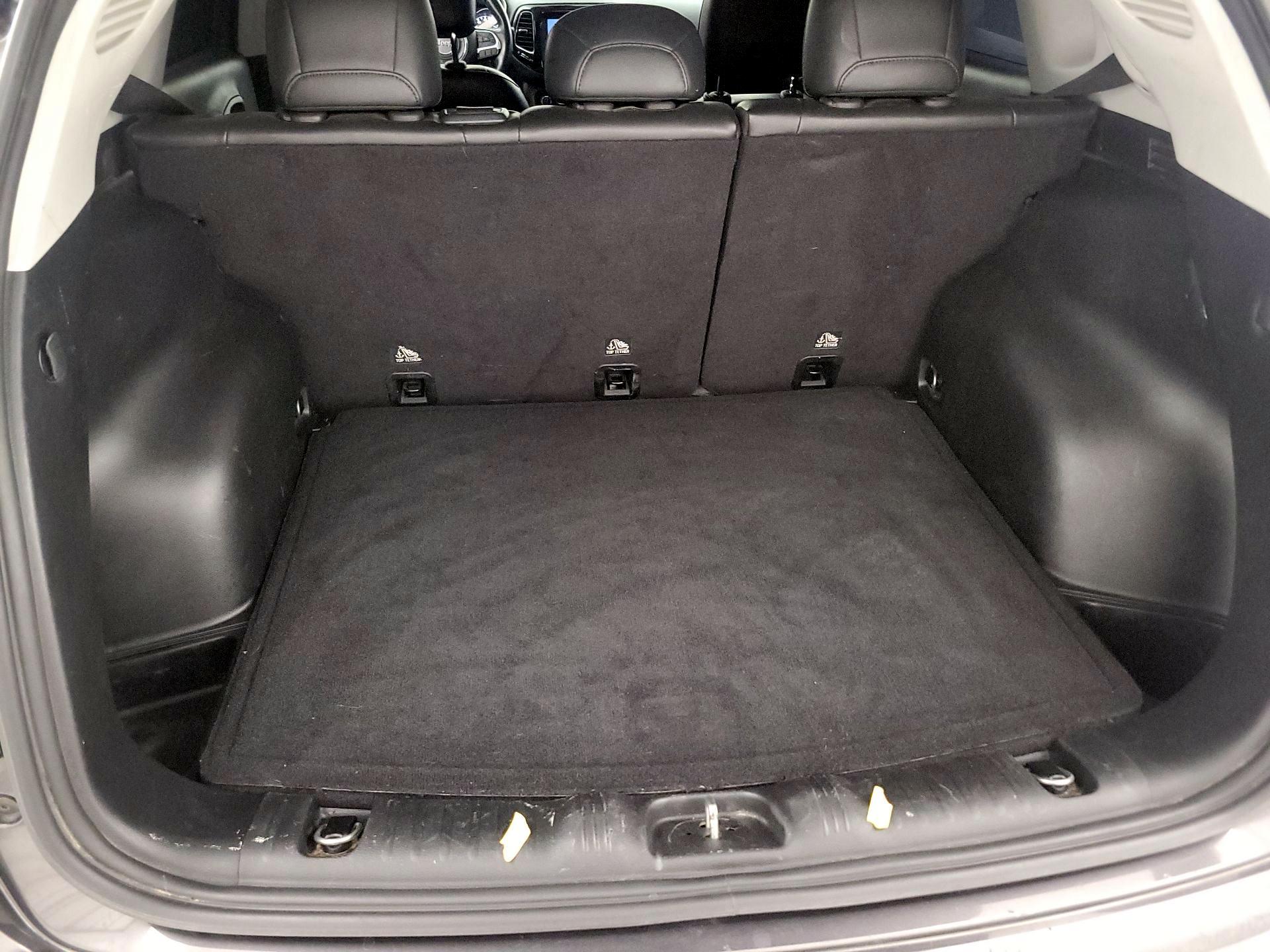 Thumbnail: 2019 Jeep Compass - 20